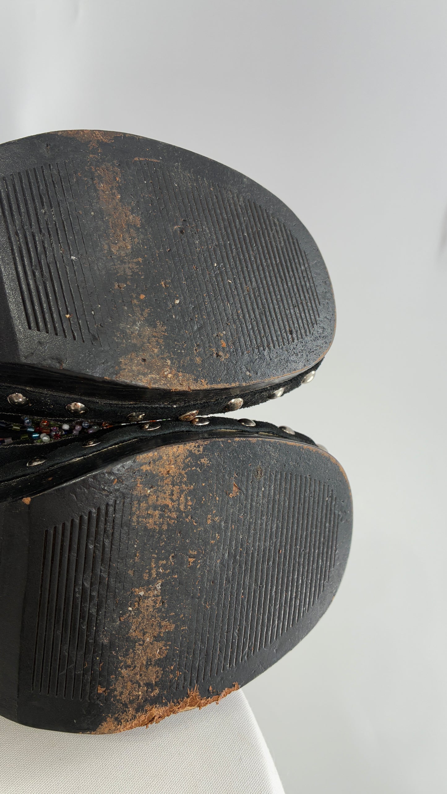 Vintage 1990s STEVE MADDEN Black Wooden Heel Clogs with Embroidered and Beaded Design (7.5)