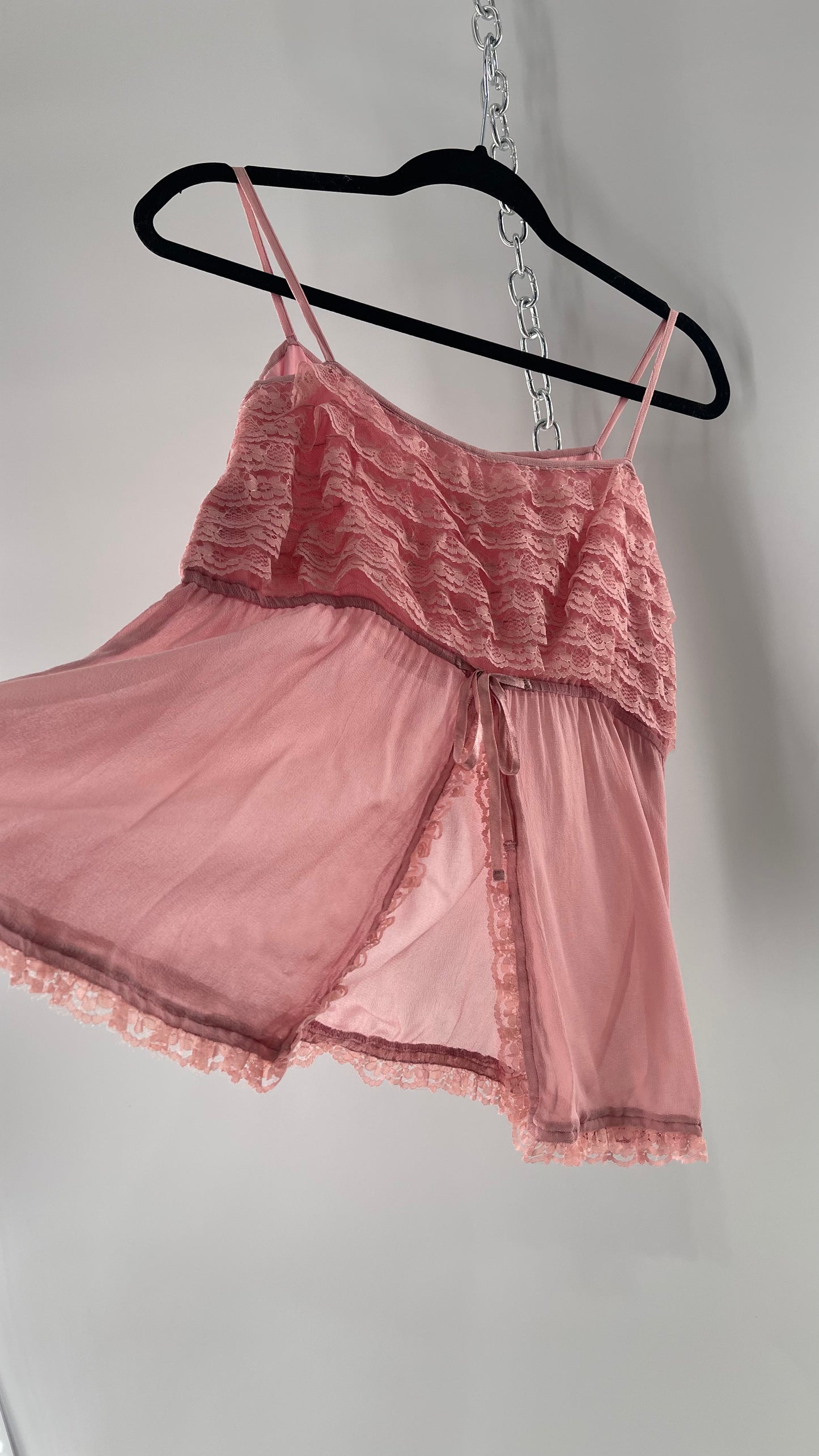 Andrew & Co NYC Deadstock Vintage Ruffled Lace Pink Tank with Bow Detail and Vented Bodice (S/M)