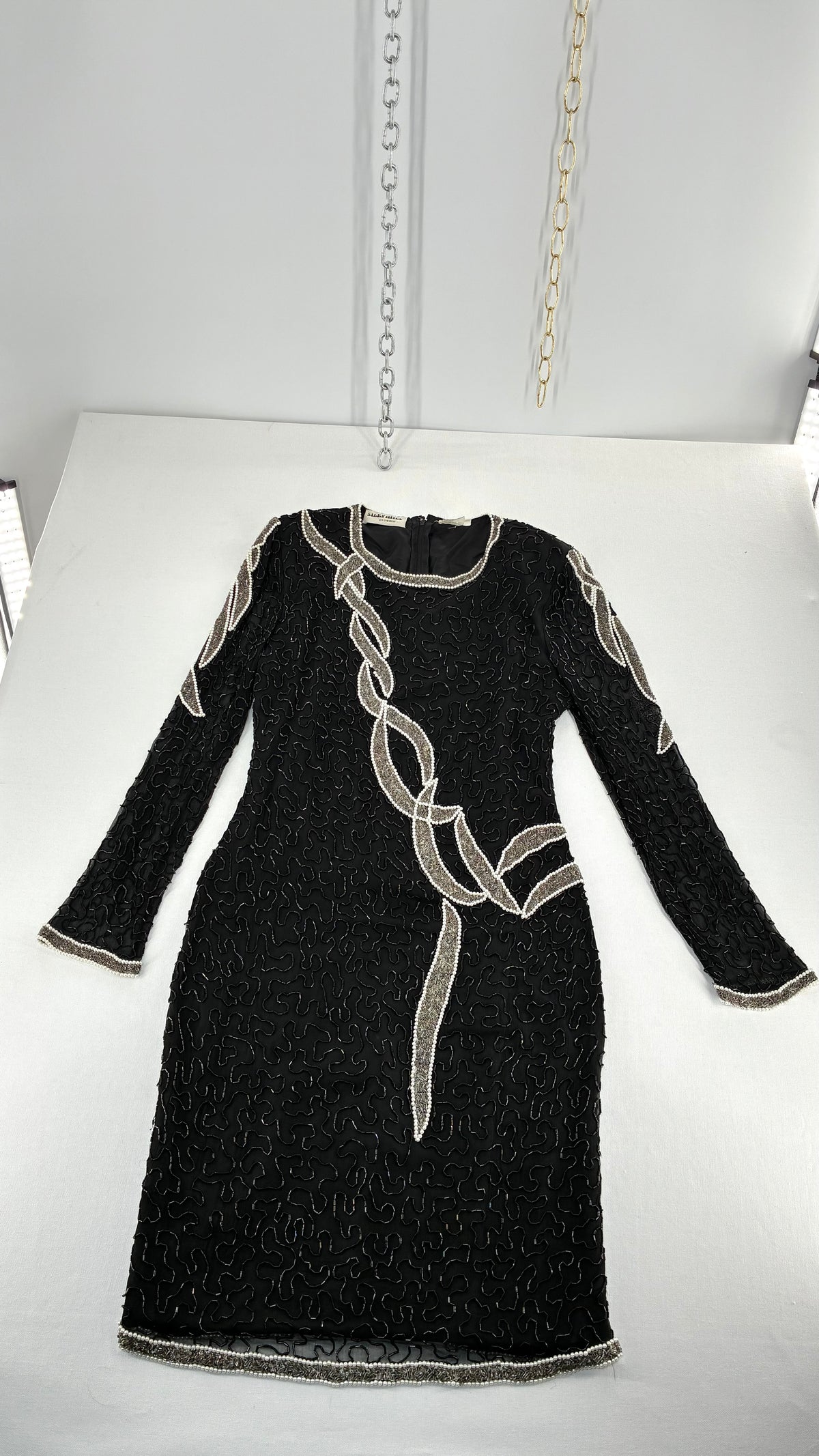 Vintage SILKY NITES BY CHERISH 100% Natural Silk Beaded Black Dress with Contrasting White Design (Medium)