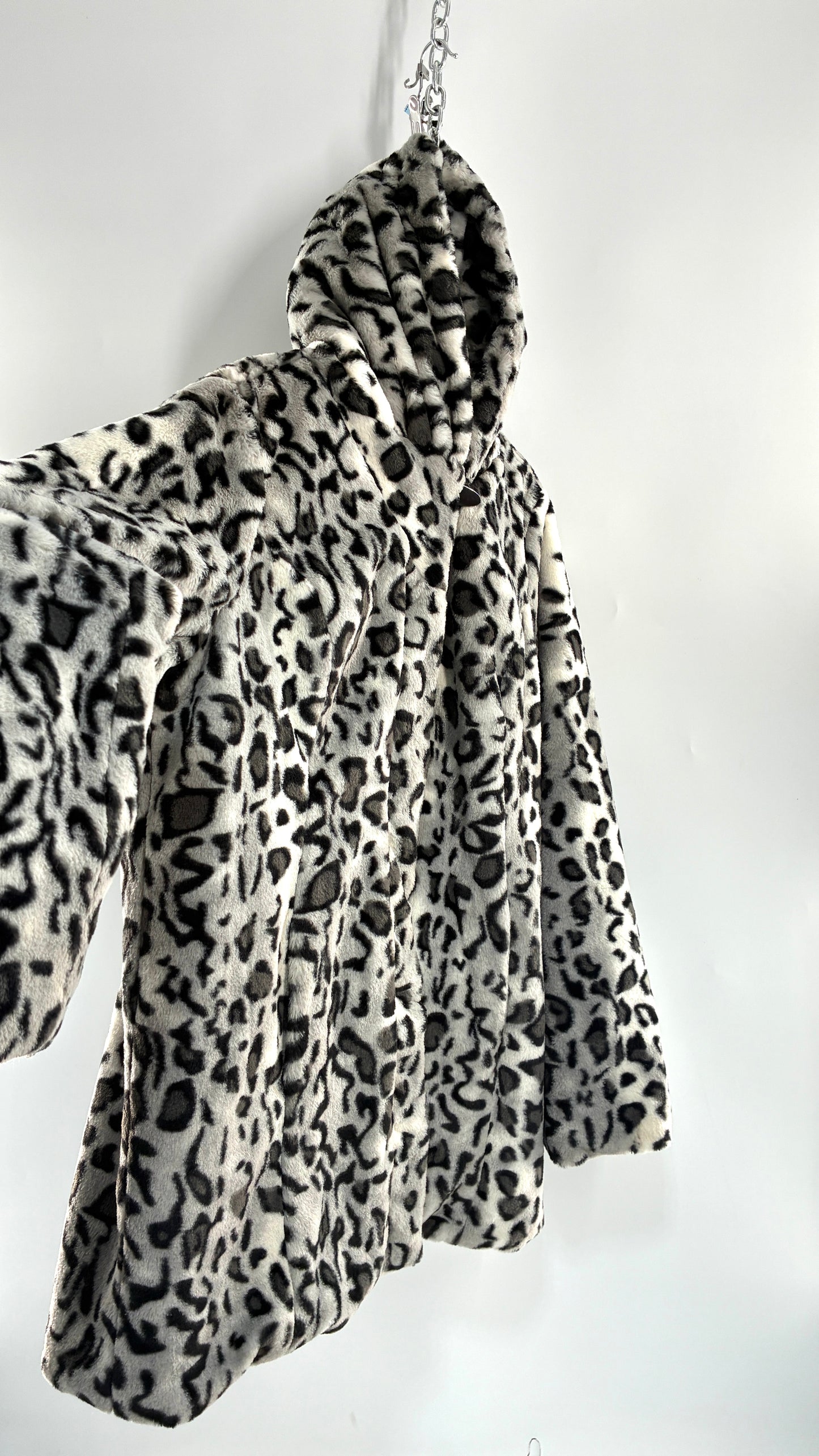 Vintage DENNIS BASSO Reversible Leopard Fur and Quilted, Hooded Coat (Large)