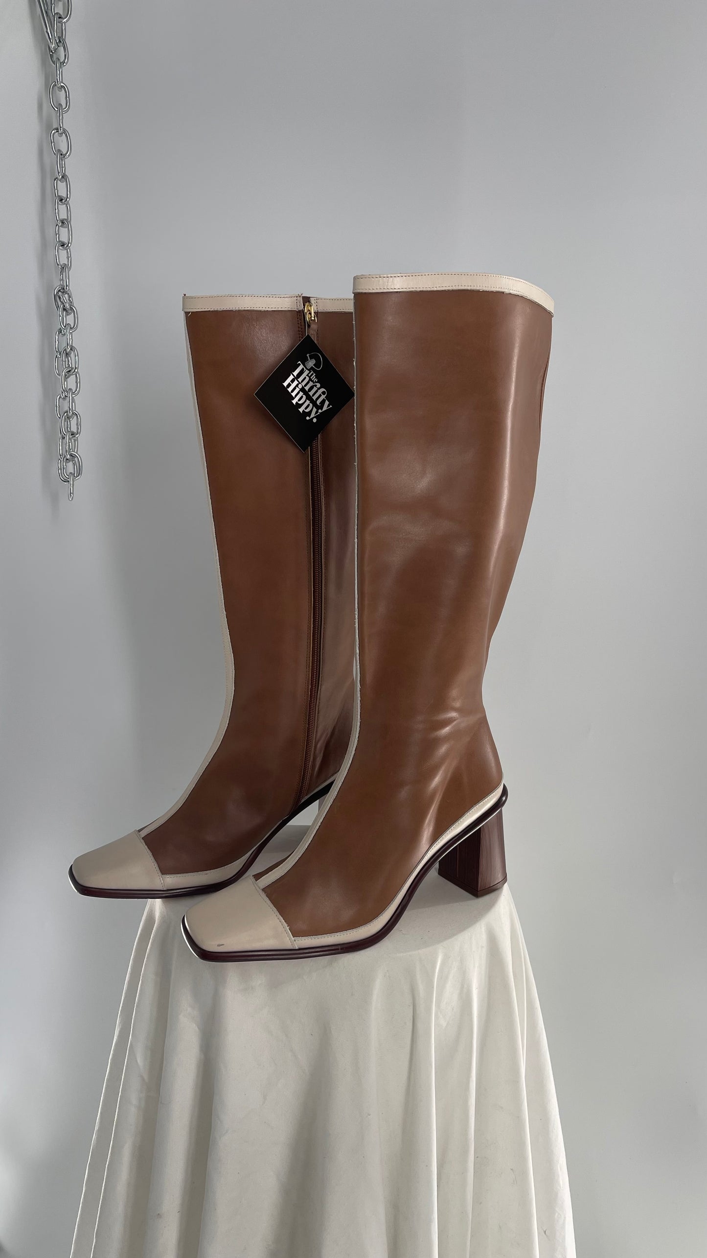 ALOHAS Brown and White Paneled Leather Booties (42)