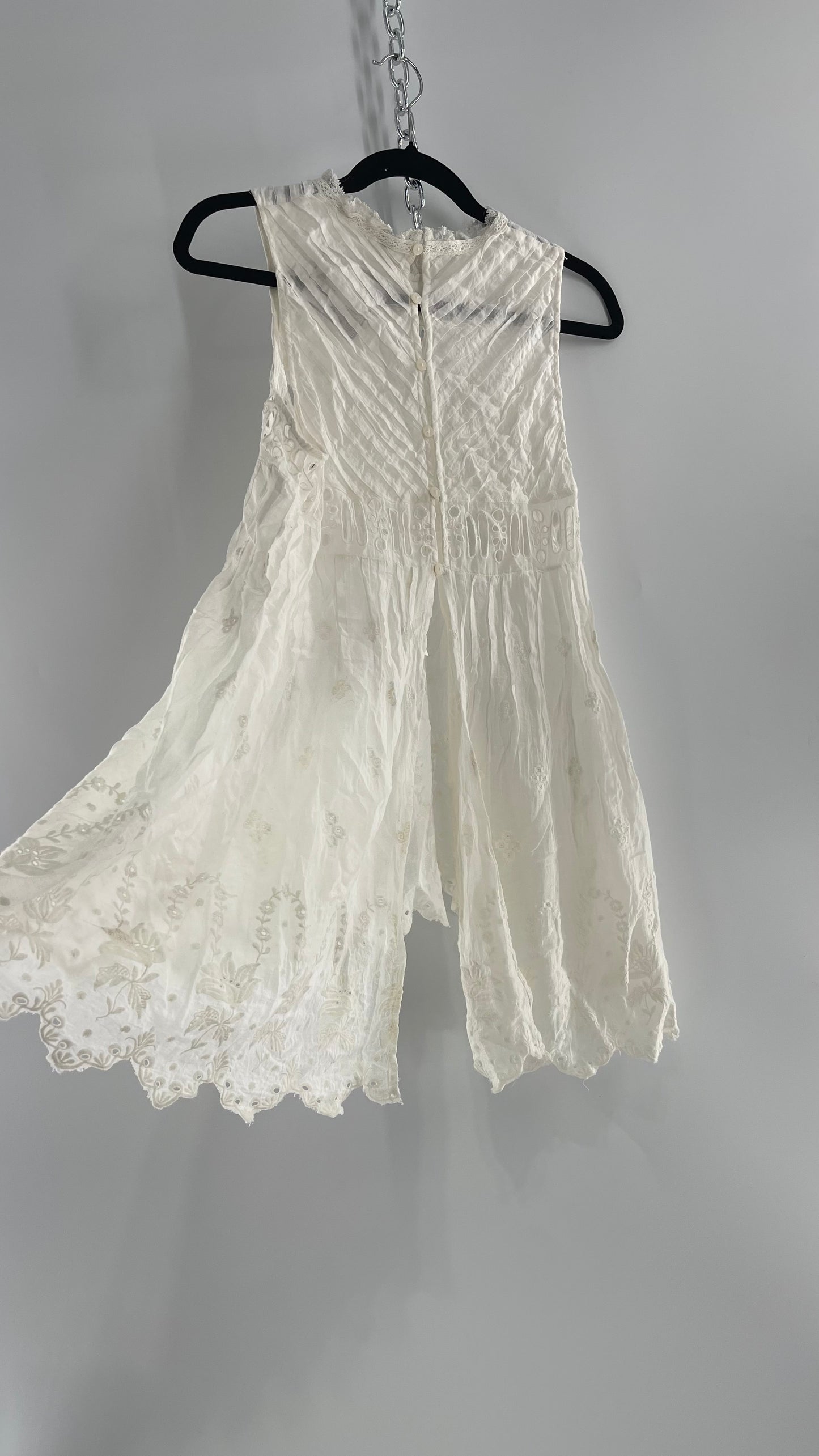 Free People White Cotton Eyelet Embroidered Lace Tank with Pleating, Buttoned and Slit Back (Small)