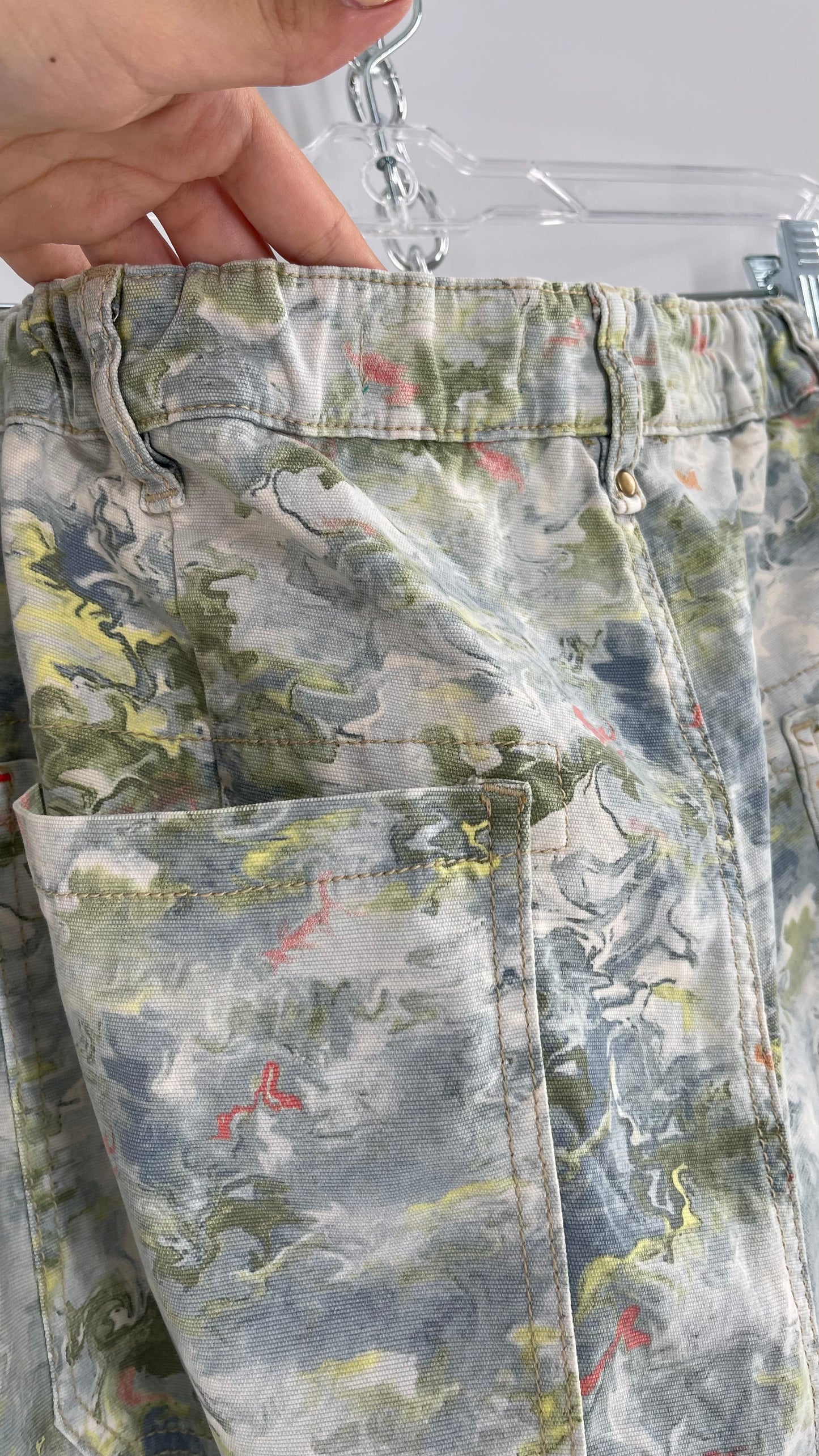 Pilcro Anthropologie Lilly Pad Pond Painted Water Color Cargos  (26W)