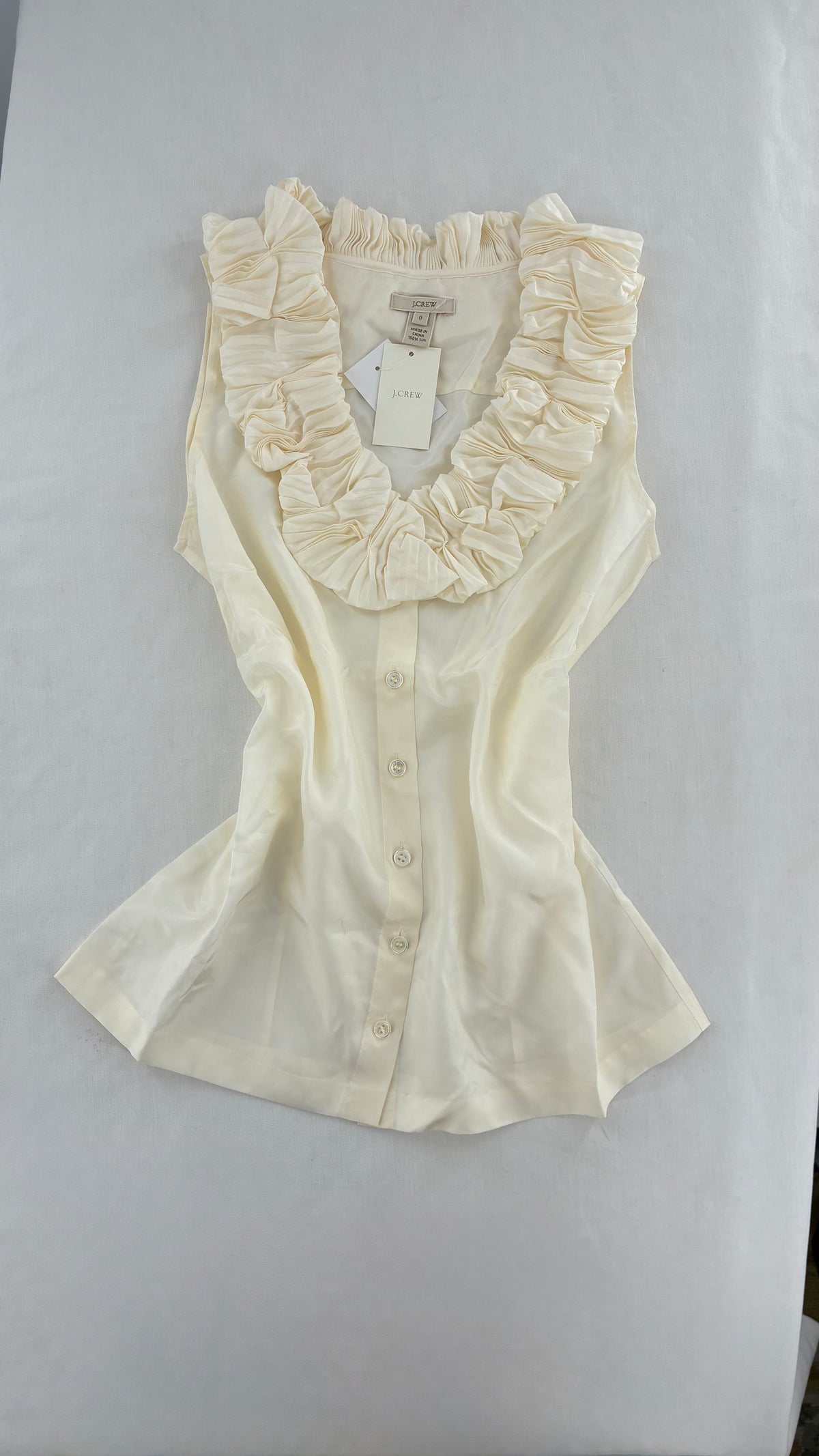 Vintage JCREW Ivory 100% Silk Button Front Sleeveless with Ruffled Neckline (0)