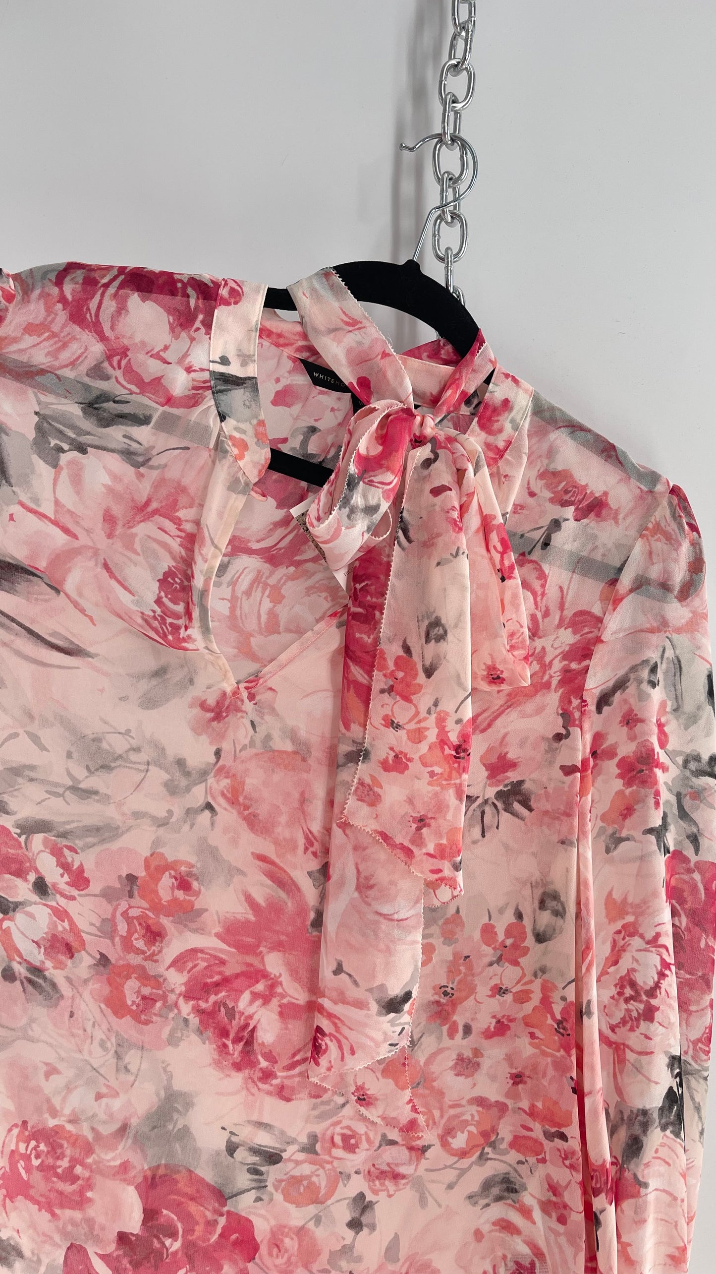 White House| Black Market Pink Floral Tie Neck Bubble Sleeve Blouse (10)