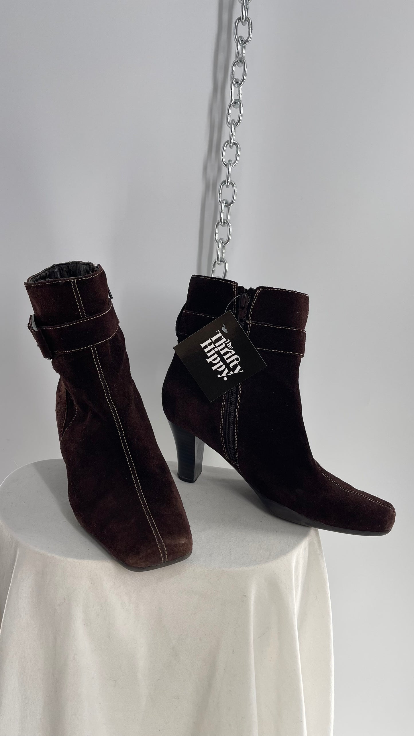 Vintage Aerosole Brown Suede Square Toe Booties with Contrast White Stitch and Ankle Buckle (7)