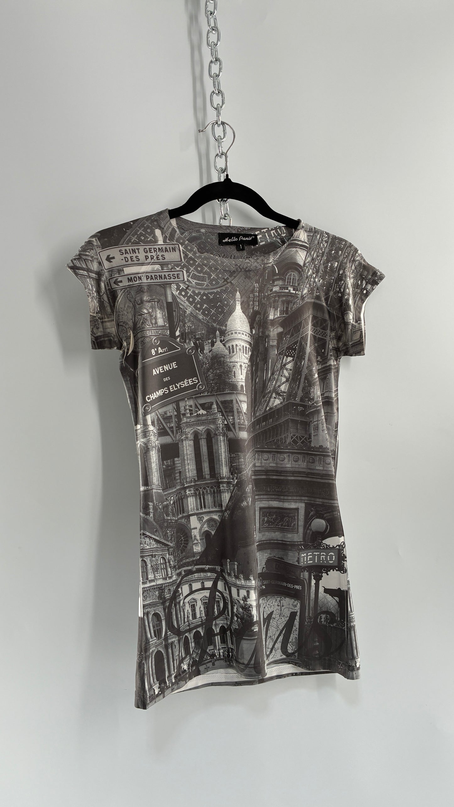 Vintage HELLO PARIS Screen Print T Shirt (S/M)