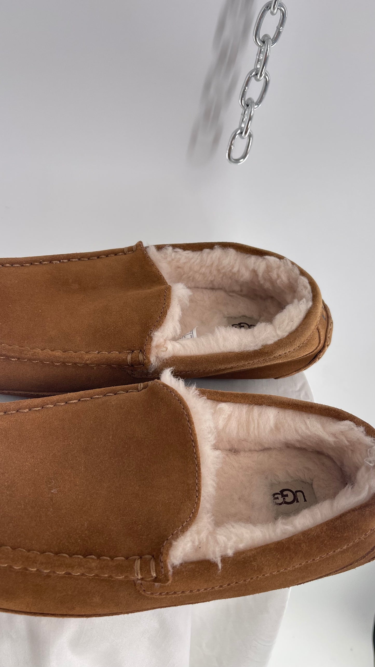 UGG Men’s Ascot Suede Fur Lined Slippers (11)