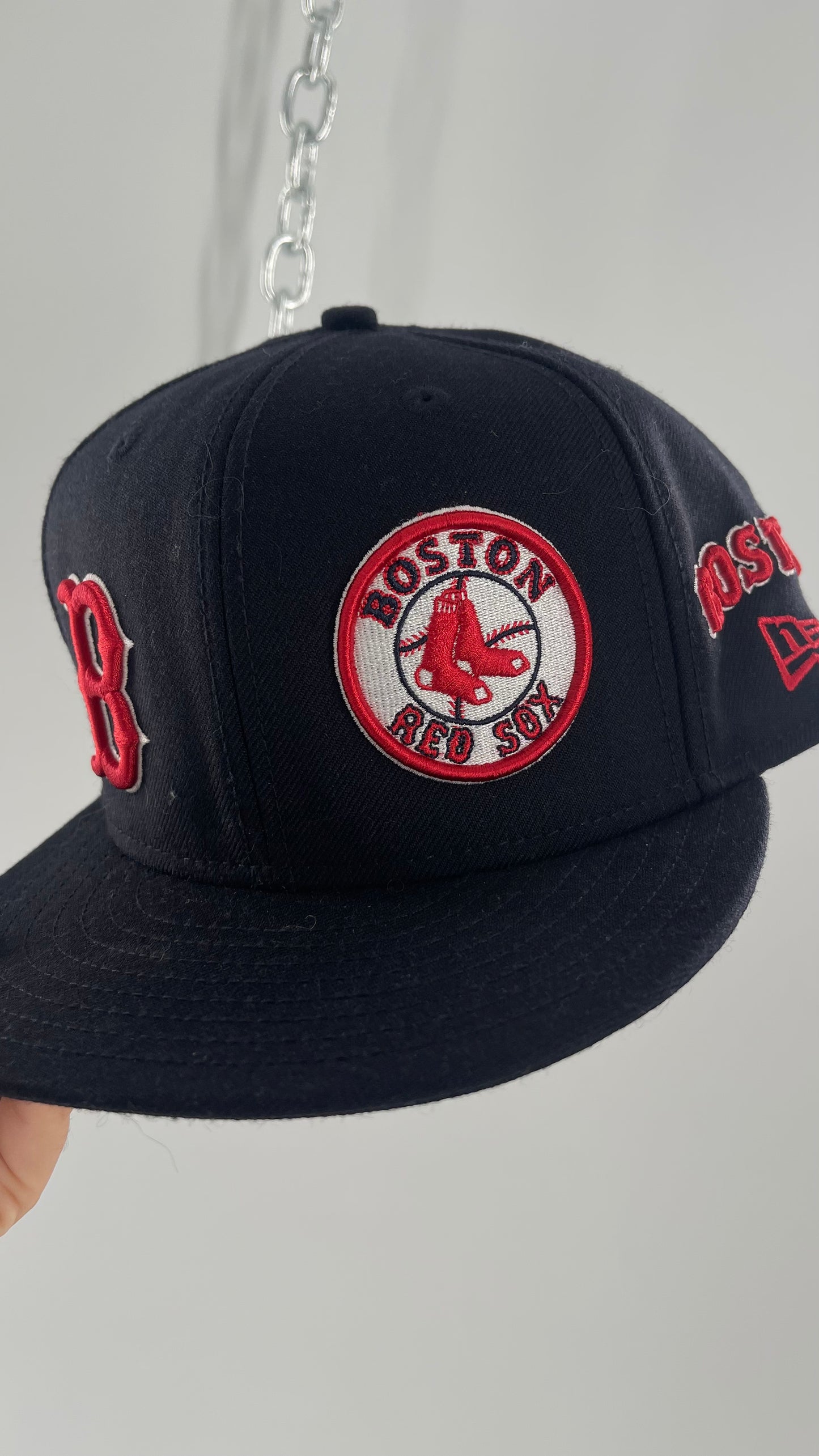 Vintage Embroidered Boston Red Sox Snap Back (7.5)