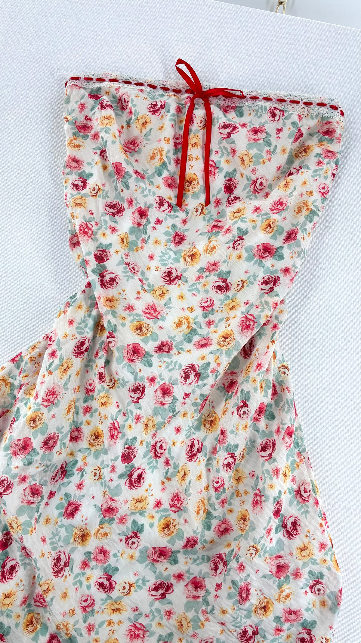 JESSICA SIMPSON Floral Crimped Tube Dress with Ribbon Detail  (Medium)