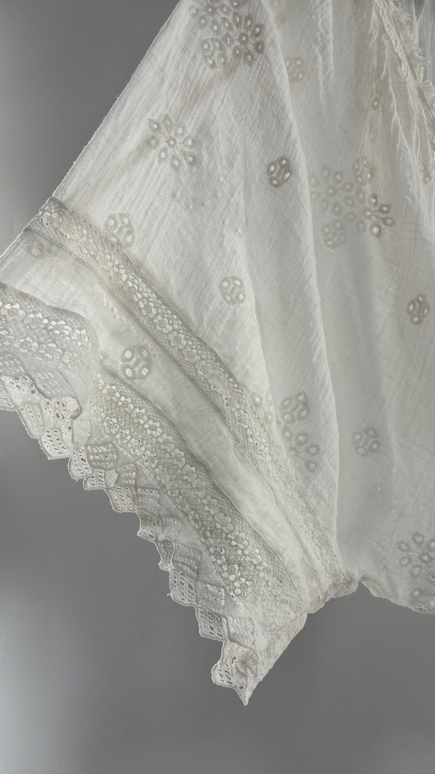 Vintage Free People Cotton Eyelet Embroidered Draping Bubble Top (Small)