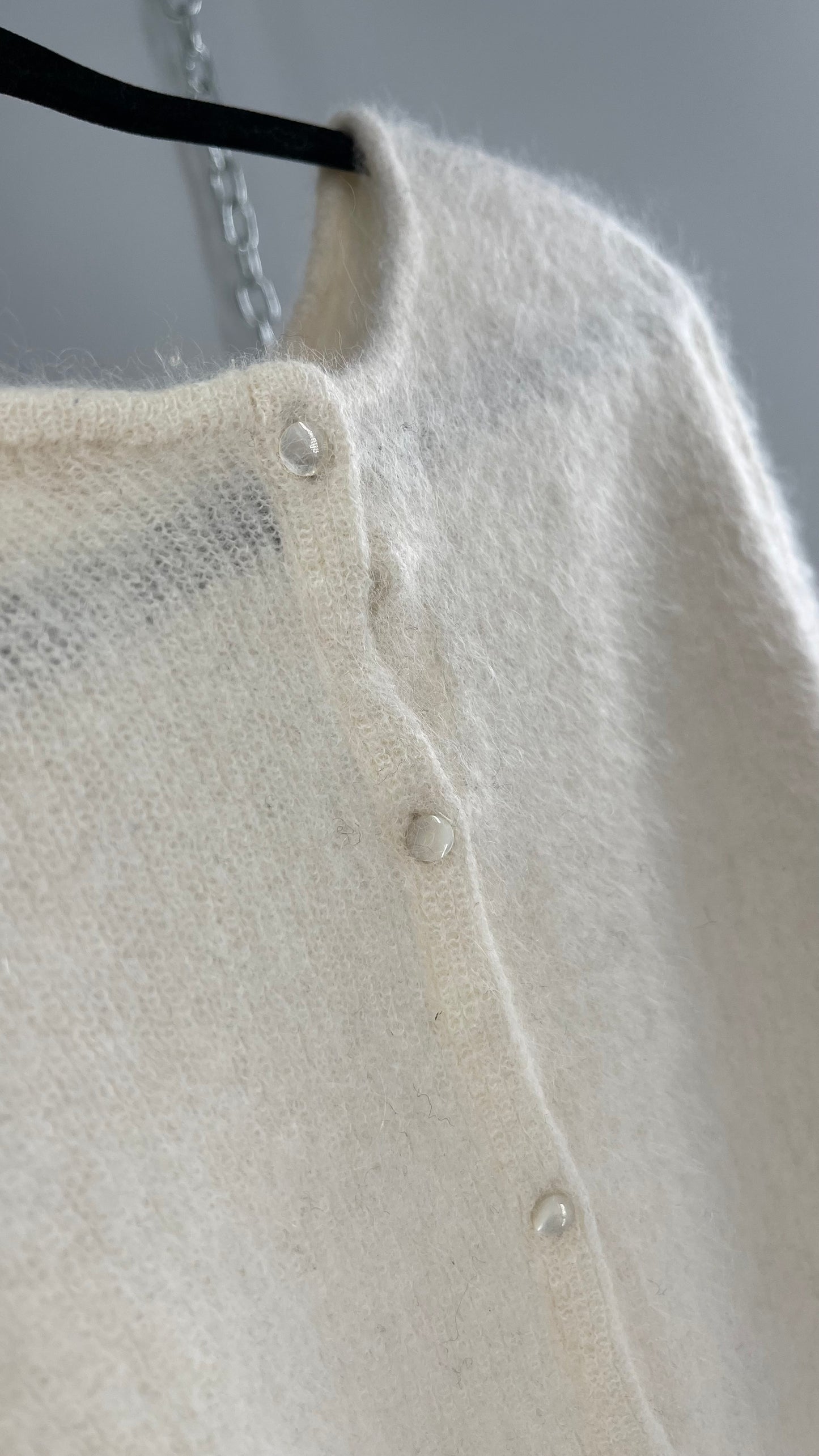 Vintage La Maille Sézane PARIS Rue Saint Fiagre White Alpaca/Mohair Button Back Cardigan (Medium)