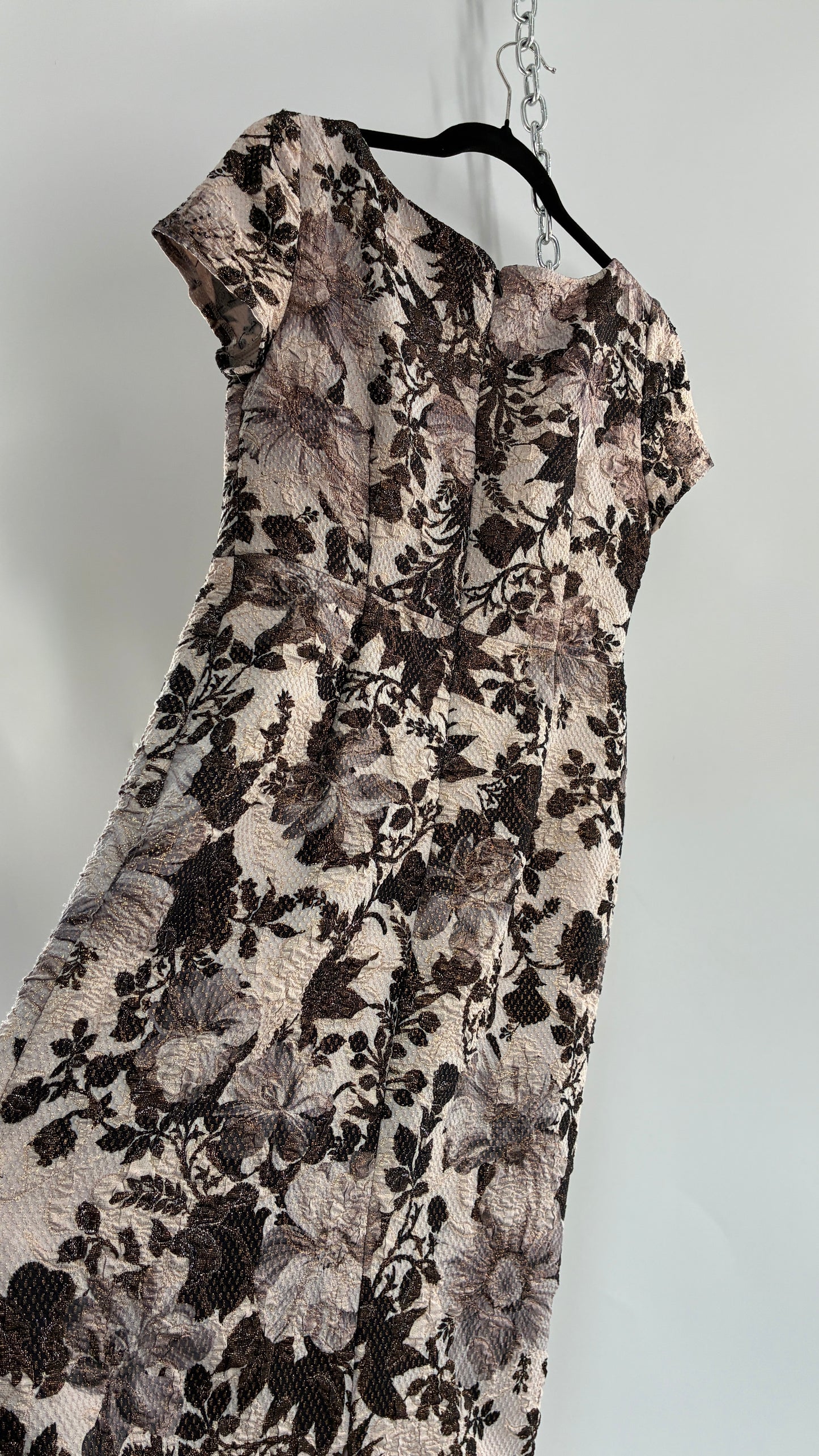 Vintage Adrianna Papell Neutral Floral Dress with Beading and Gold Sheen (6P)