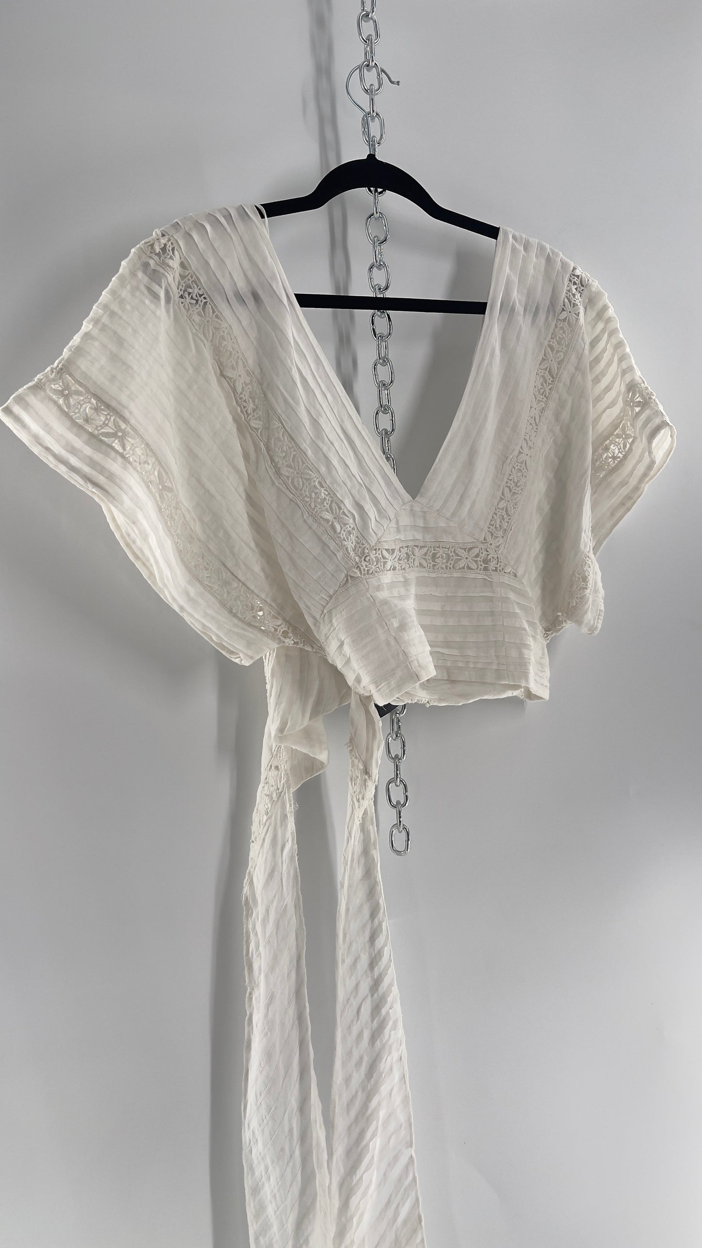 Free People White Wrap Around Crop (Medium)