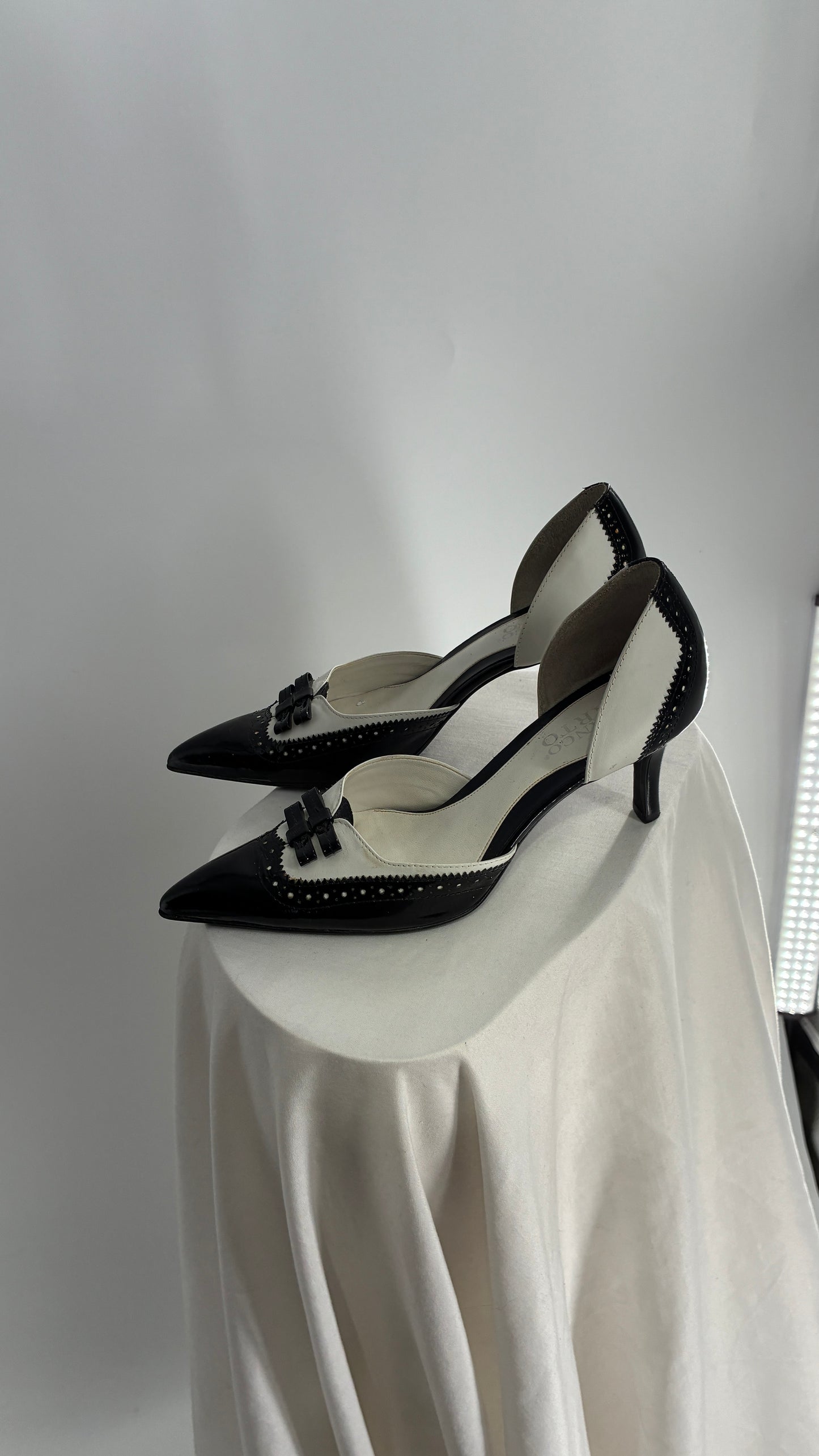 Vintage Franco Sarto Black and White Pointed Toe Tuxedo Heel (8)