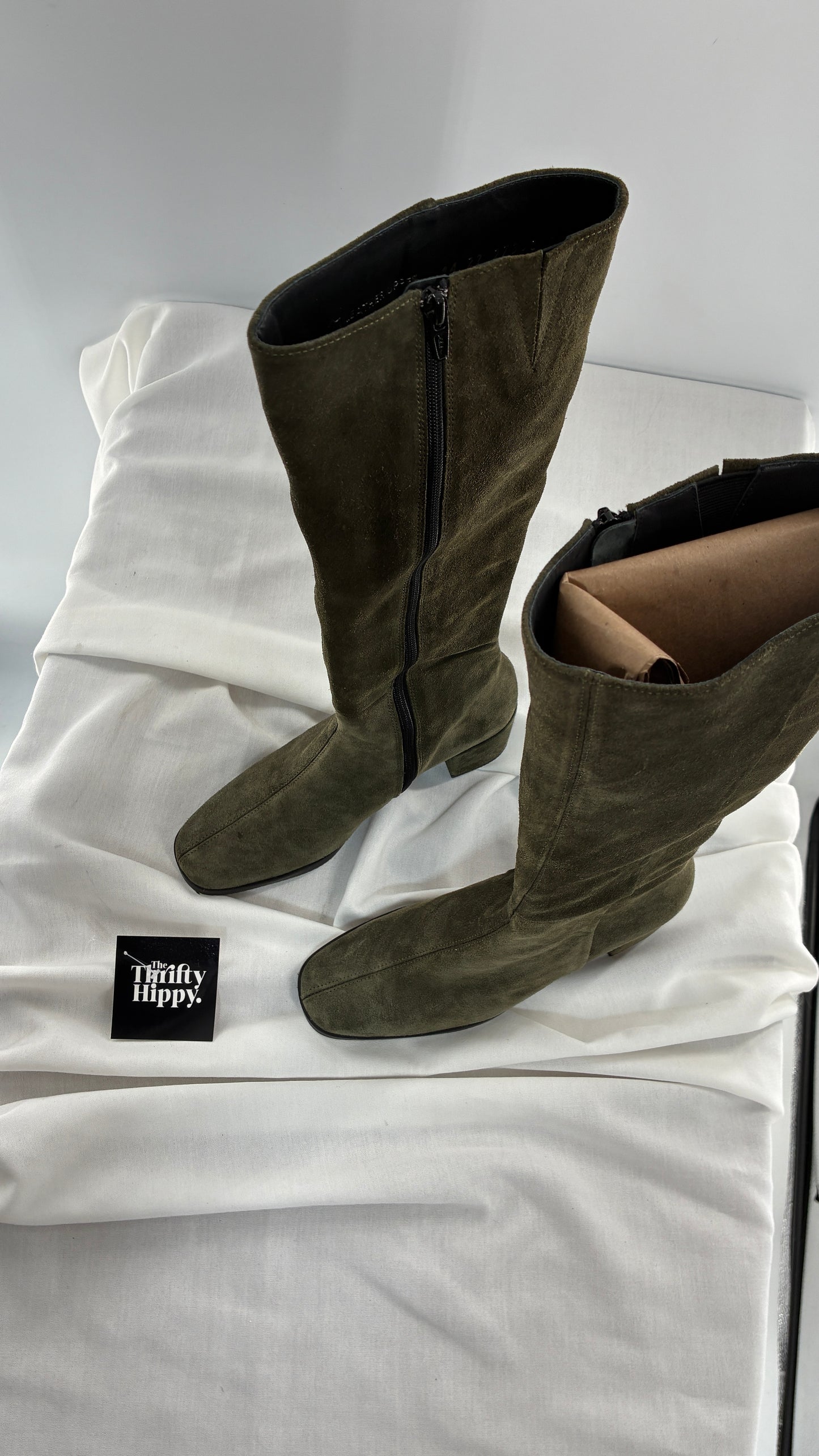 Vintage ERIC MICHAEL Olive Green Suede Boots Square Toe Knee High Boots (36)