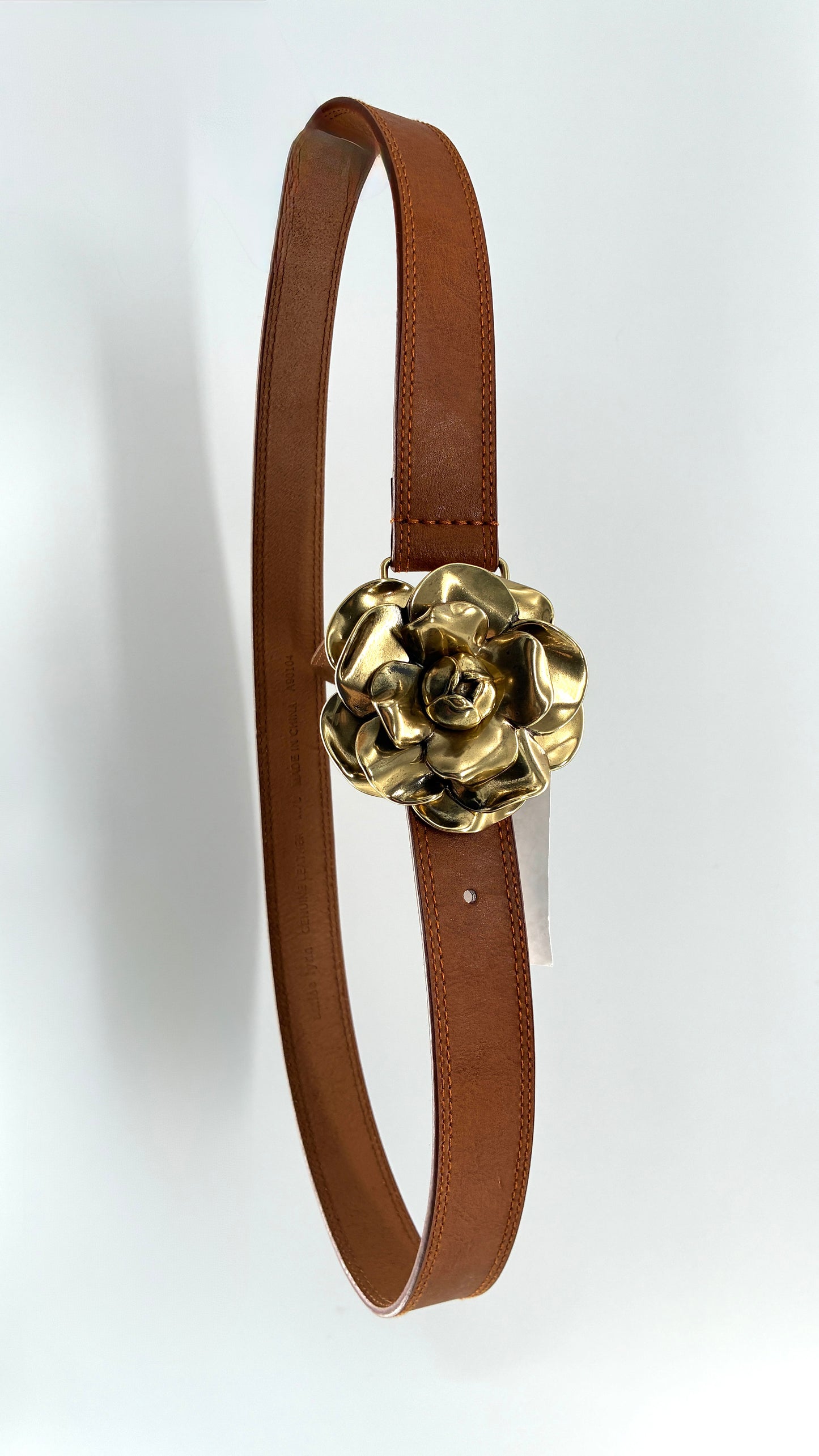 Deadstock Vintage AIMEE LYNN Genuine Leather Belt with Oversized Gold Metal Rosette (M/L)
