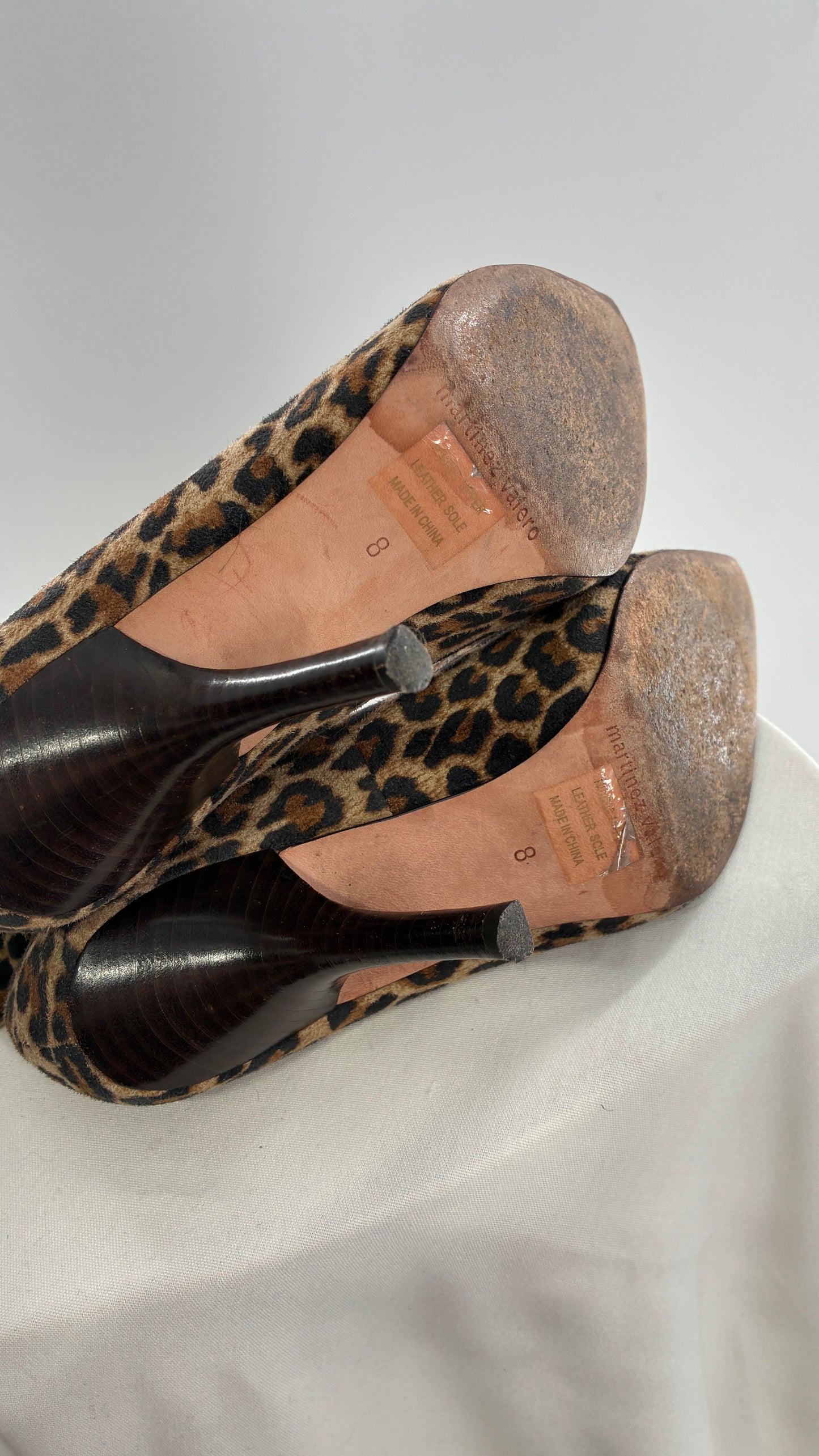 Vintage 1990s MARTINEZ VALERO  Cheetah Print, Pointed Toe, Skinny Heel Knee High Boots (8)