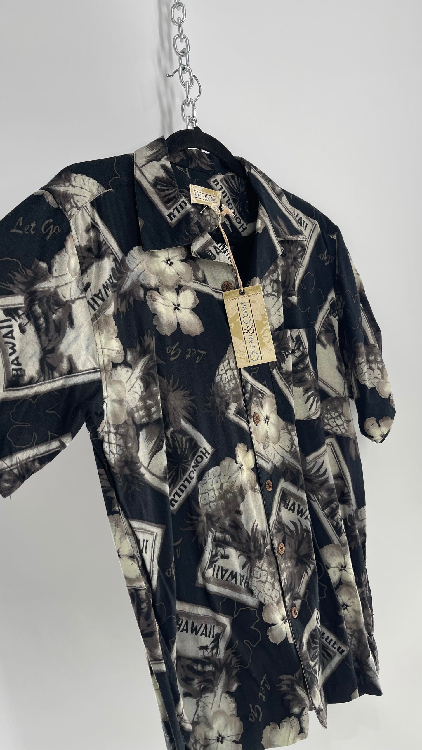 Vintage Ocean & Coast Black and White Cinematic Men’s Button Up with Tags Attached (Medium)