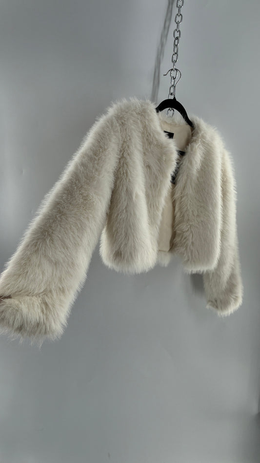 White Fluffy Cropped Jacket (Y14/XS/S)