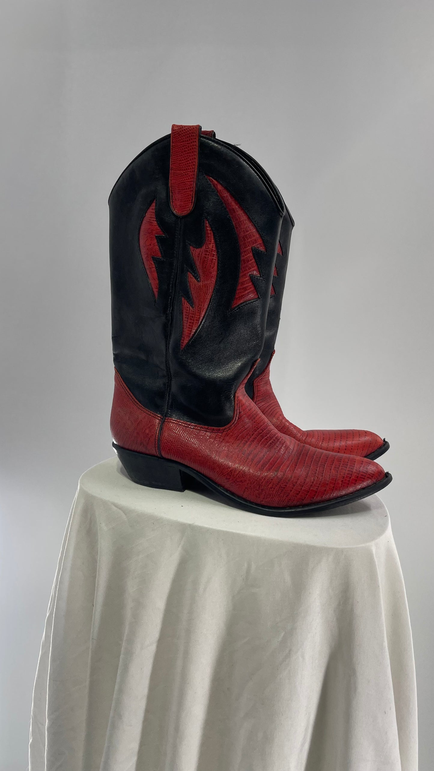 Vintage DOLCIS Red and Black Leather Cowboy Boots (8)