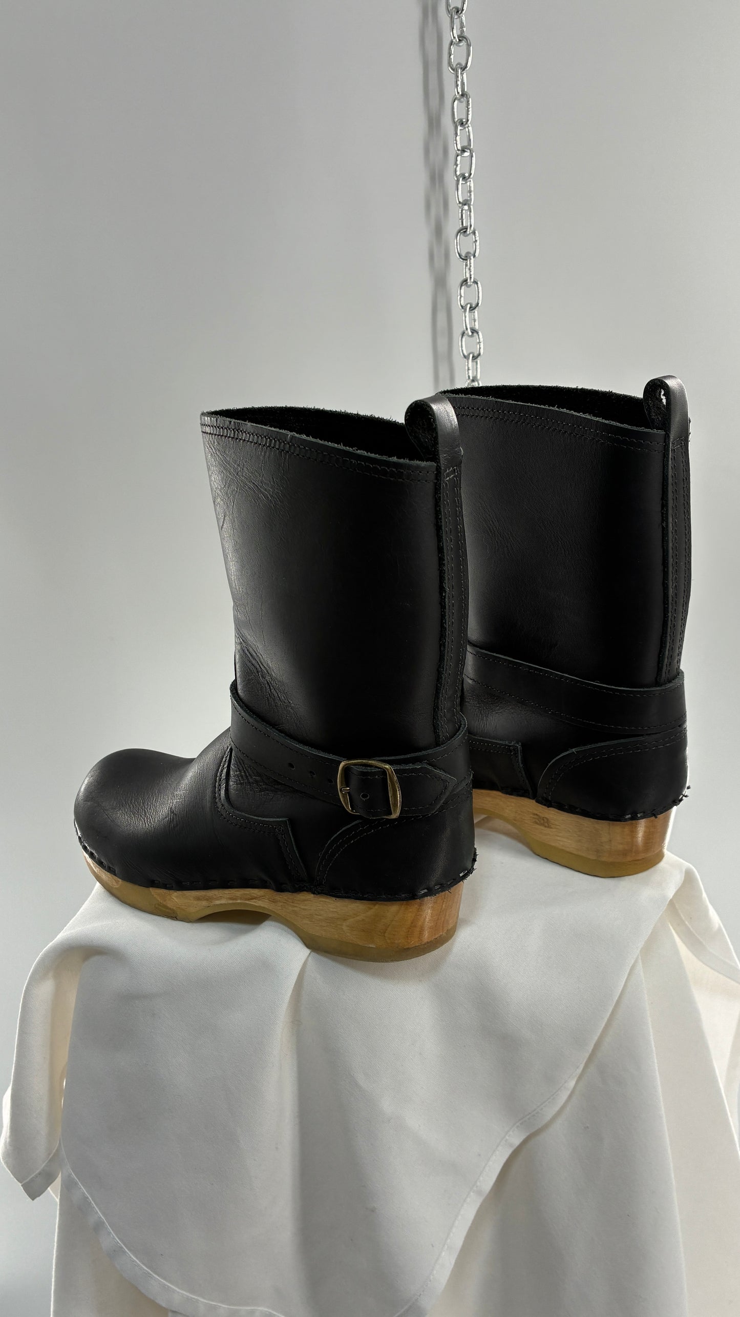 Vintage SVEN Swedish Thick Leather Black Clog Boots with Wooden Sole (38)