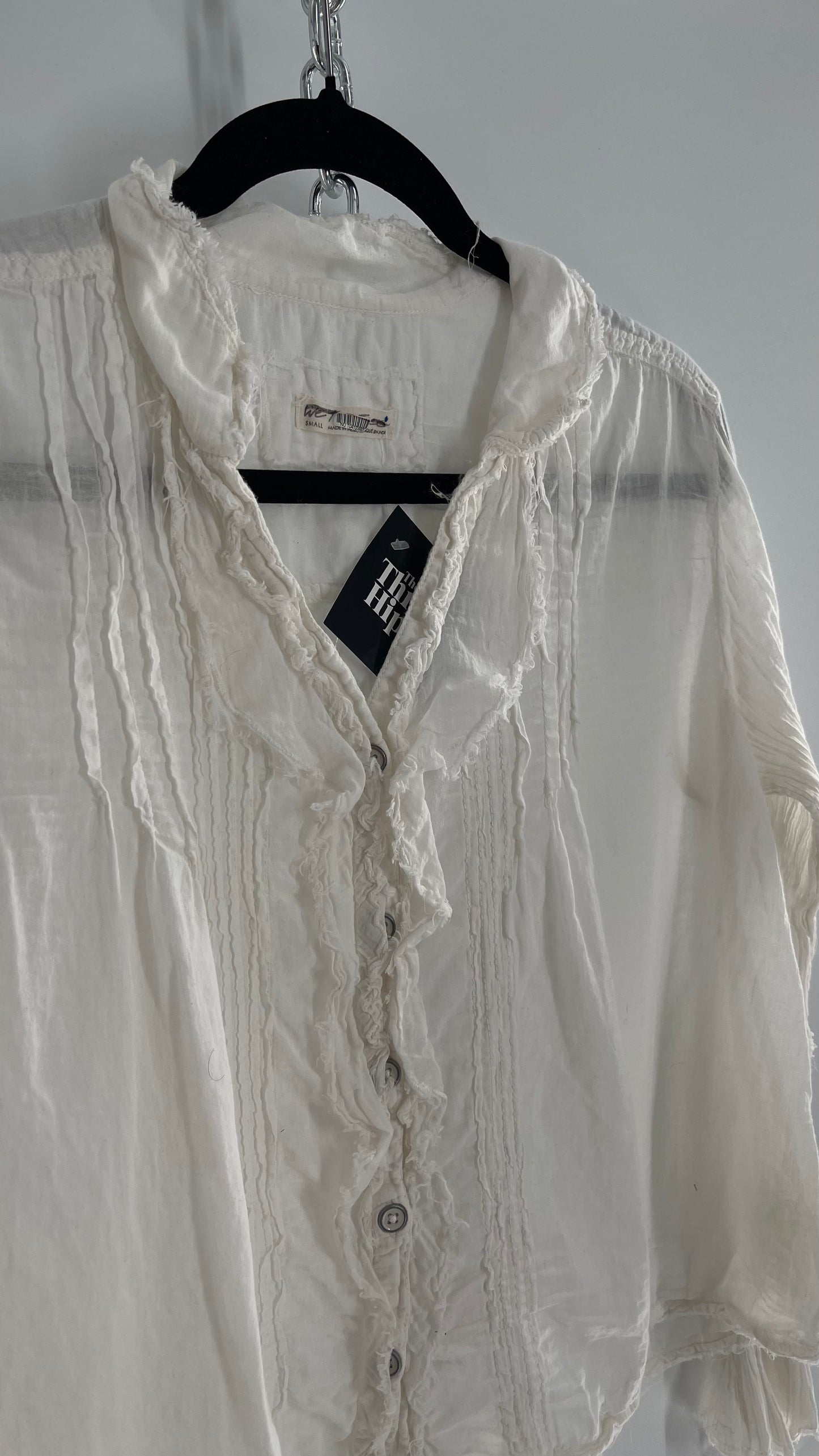 Free People White Cotton Ruffle Button Up with Crimped Sleeves (Small)