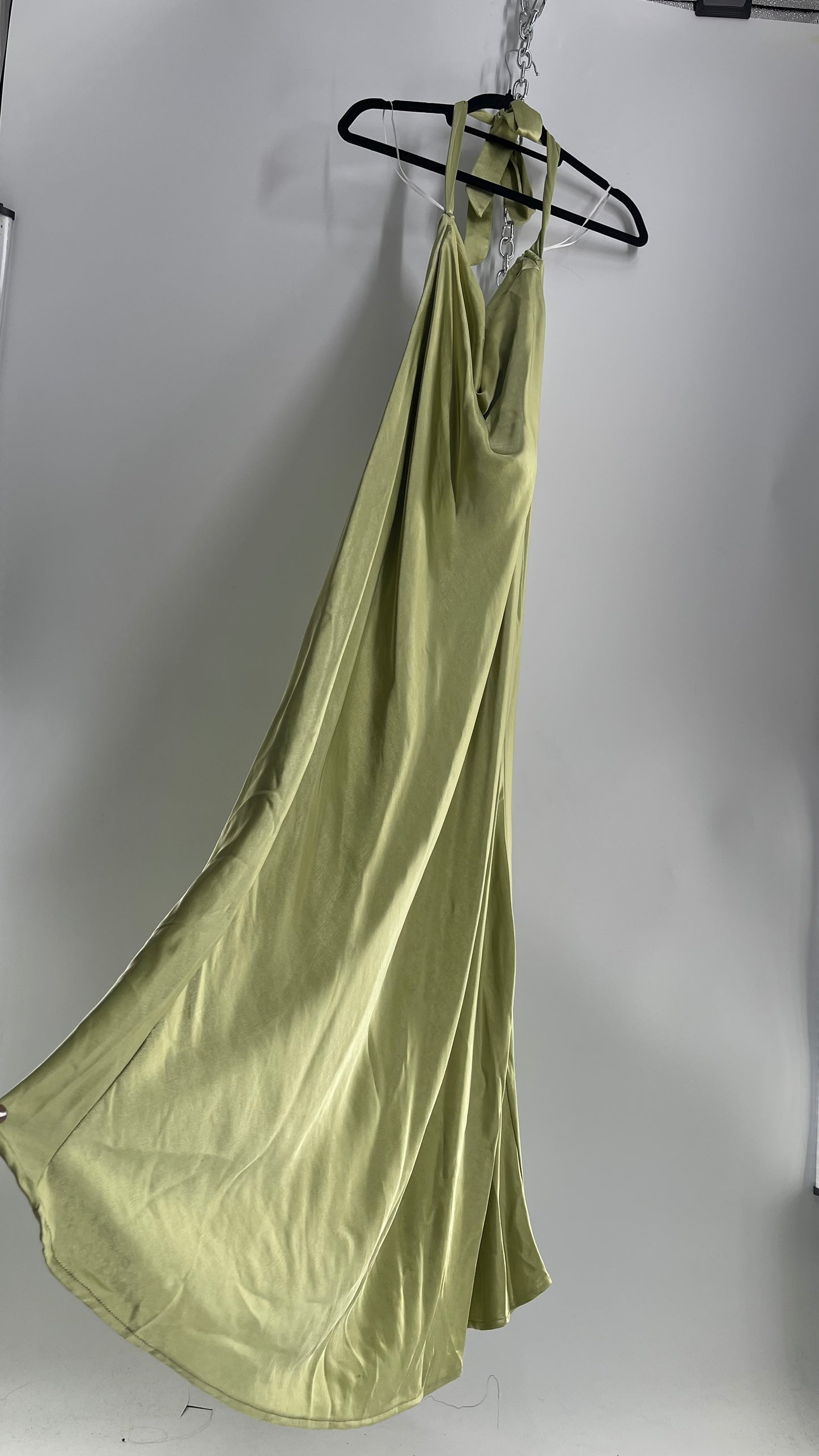 Princess Polly Green Silky Shiny Full Length Gown with Tags Attached (12)