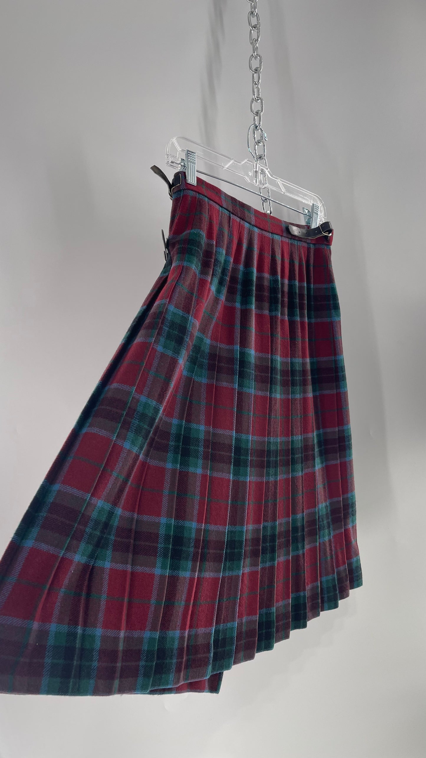 Vintage Clan Crest Pure New Wool Tartan Plaid Skirt with Oversized Pin Made in Scotland (36)