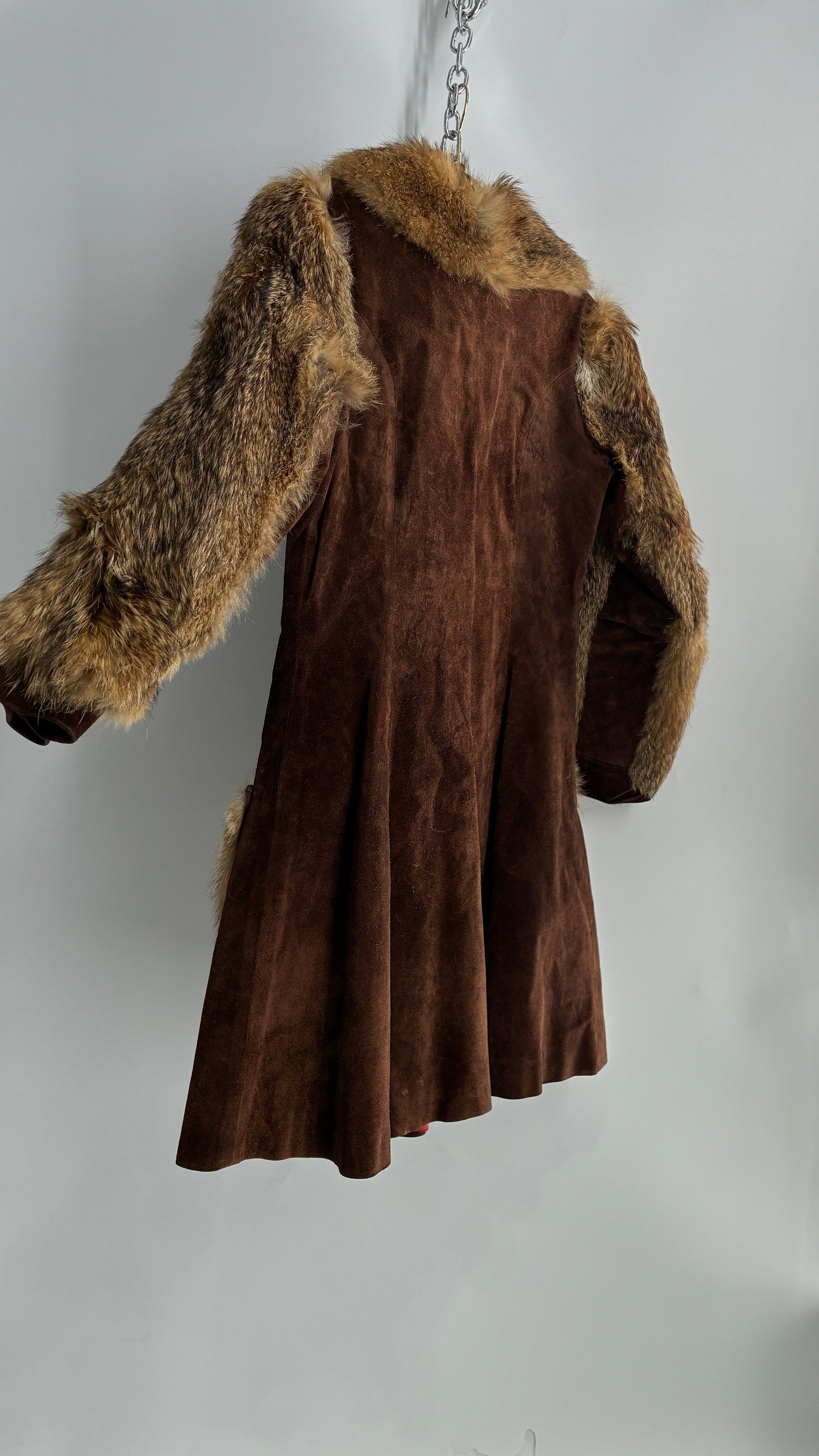 Vintage Cederland 1970s Genuine Suede Leather Coat with Fur Pockets, Sleeves, and Collar (44)