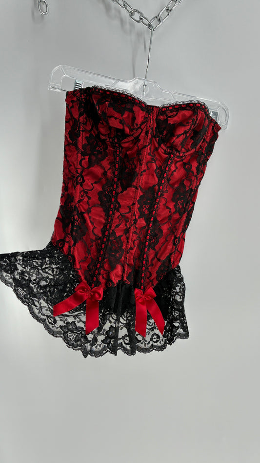 Vintage Frederick’s of Hollywood Red Black lace Overlay Corset with Bows and Ribbon Detailing (32)