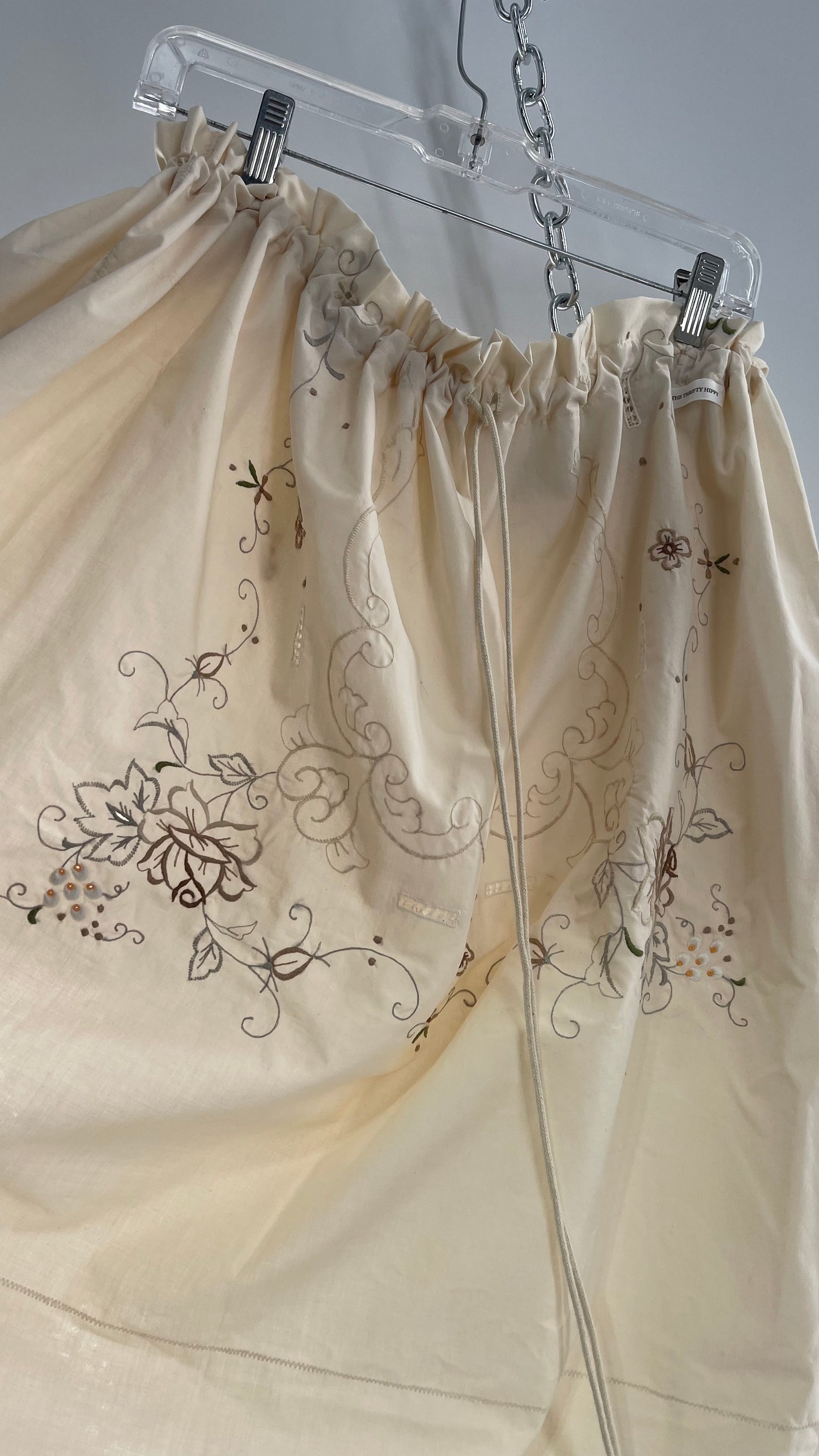 Custom Handmade Vintage Embroidered Off White Soirée Skirt (One Size)