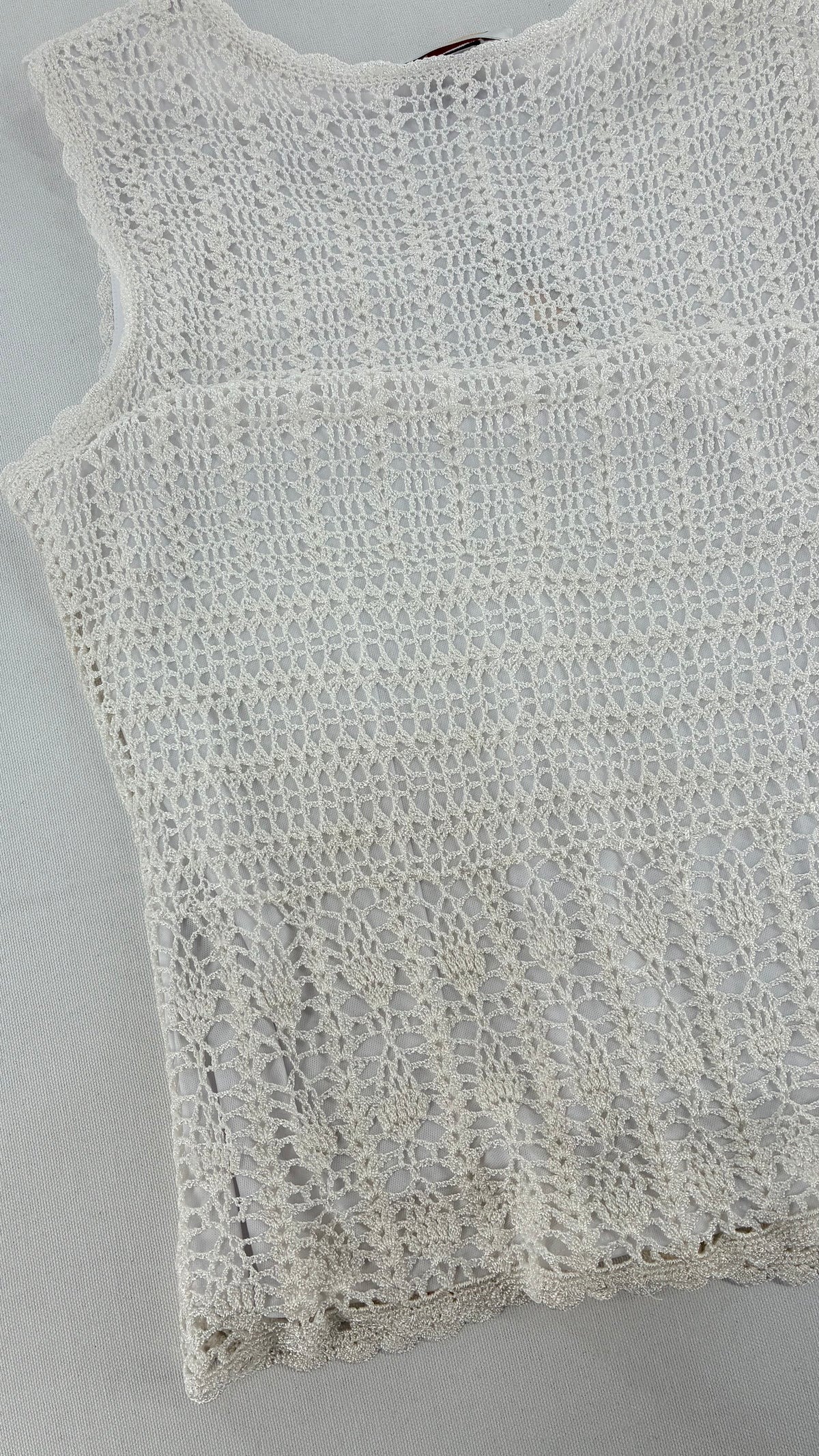 Deadstock Vintage TALBOTS White Crochet Sleeveless Top (Medium)