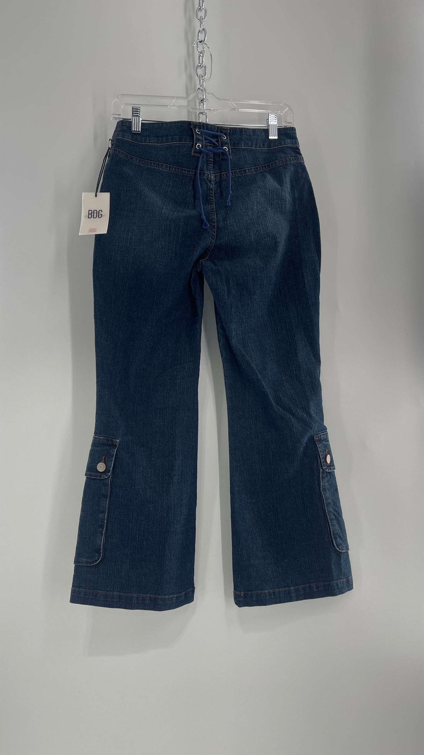 BDG Urban Outfitters Medium Wash Denim/Jeans with Pockets and Lace Up Back Detail (27)