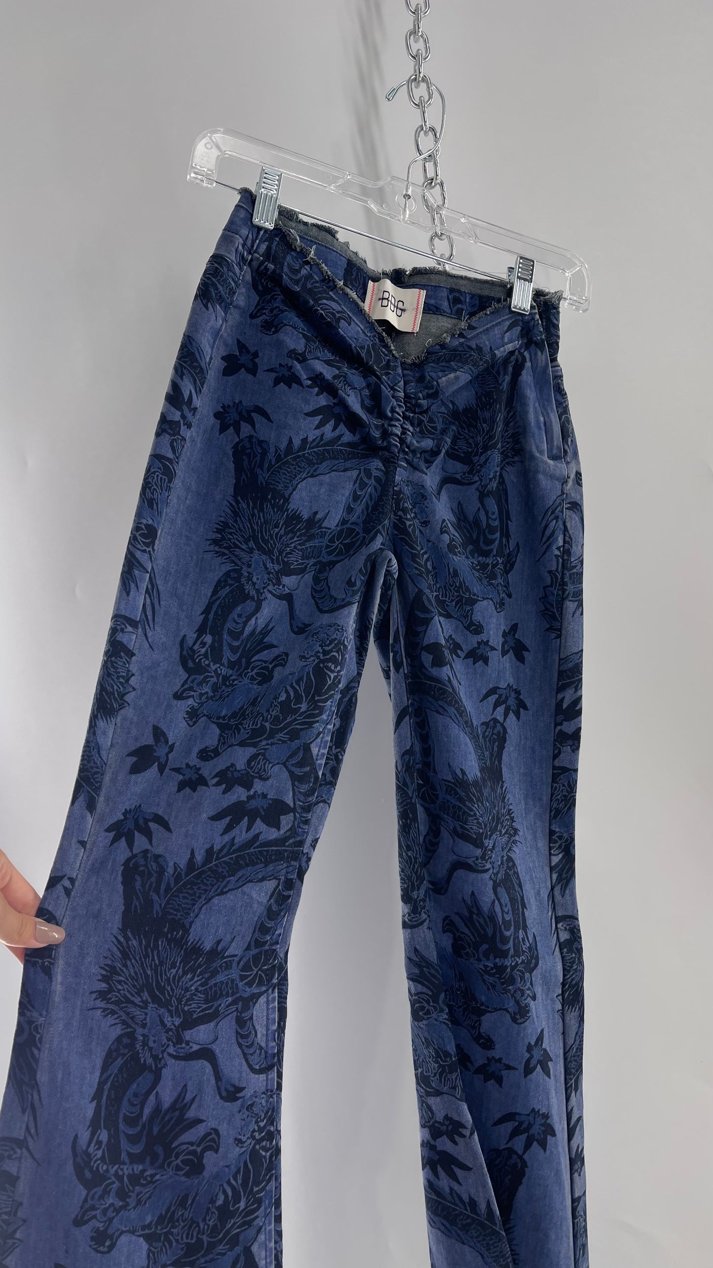 BDG Urban Outfitters Blue Kick Flare Scrunch Waist Jeans with Dragon Pattern (25)