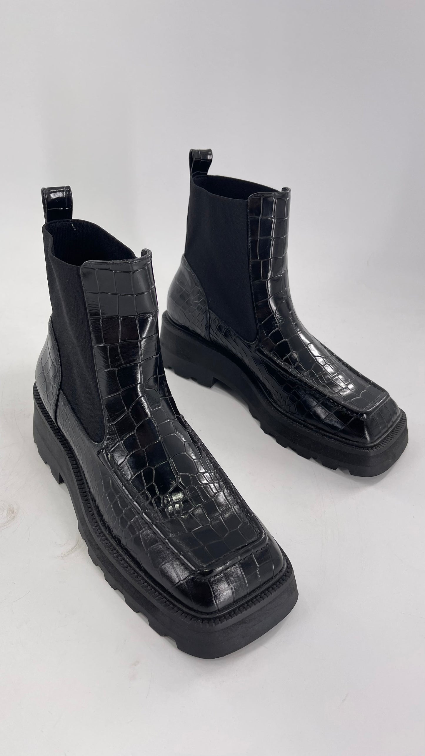 INTENTIONALLY Black Patent Crocodile Embossed Extreme Square Toe Boots (10)