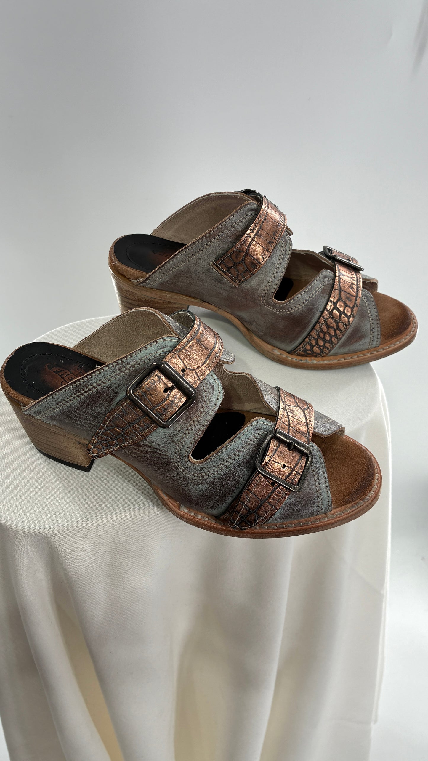 Free Bird Caprice Leather Sandal with Bronze Embossed Straps and Stamped Sole Made in Mexico (7)