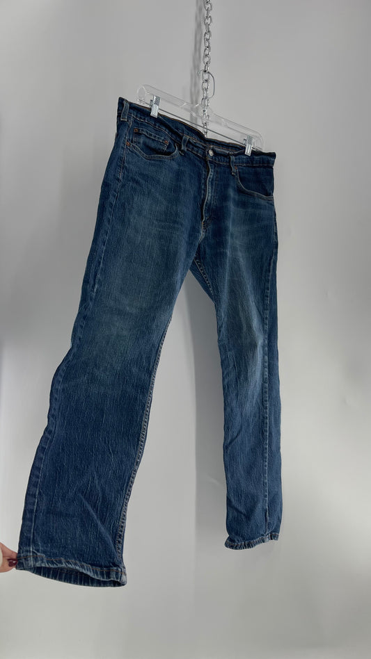 Levi 505 Worn Medium Wash Men’s Straight Leg Jeans  (33 X 30)