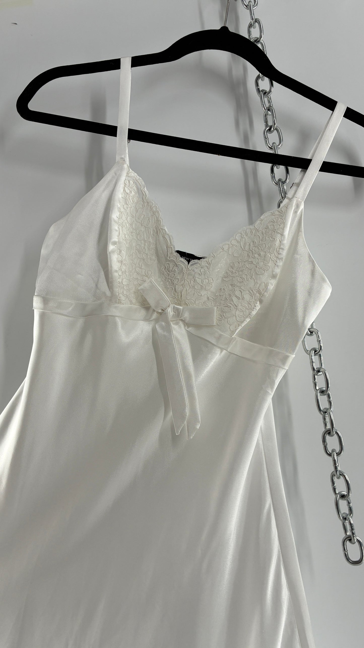 Vintage JONES NEW YORK White Slip Mini Dress (Small)