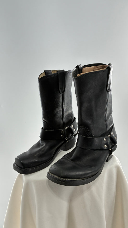 Vintage Mismatched Black Heavy Duty Leather Motorcycle Boots (8,9?)