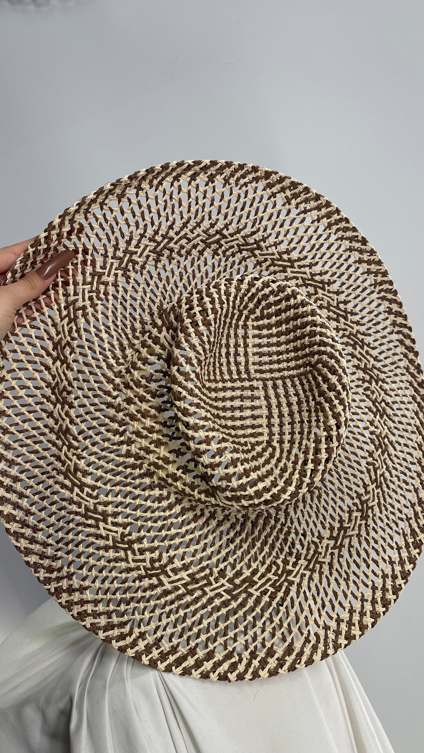 Anthropologie Four Buttons by San Diego Hat Co Brown and Beige Straw Sun Hat
