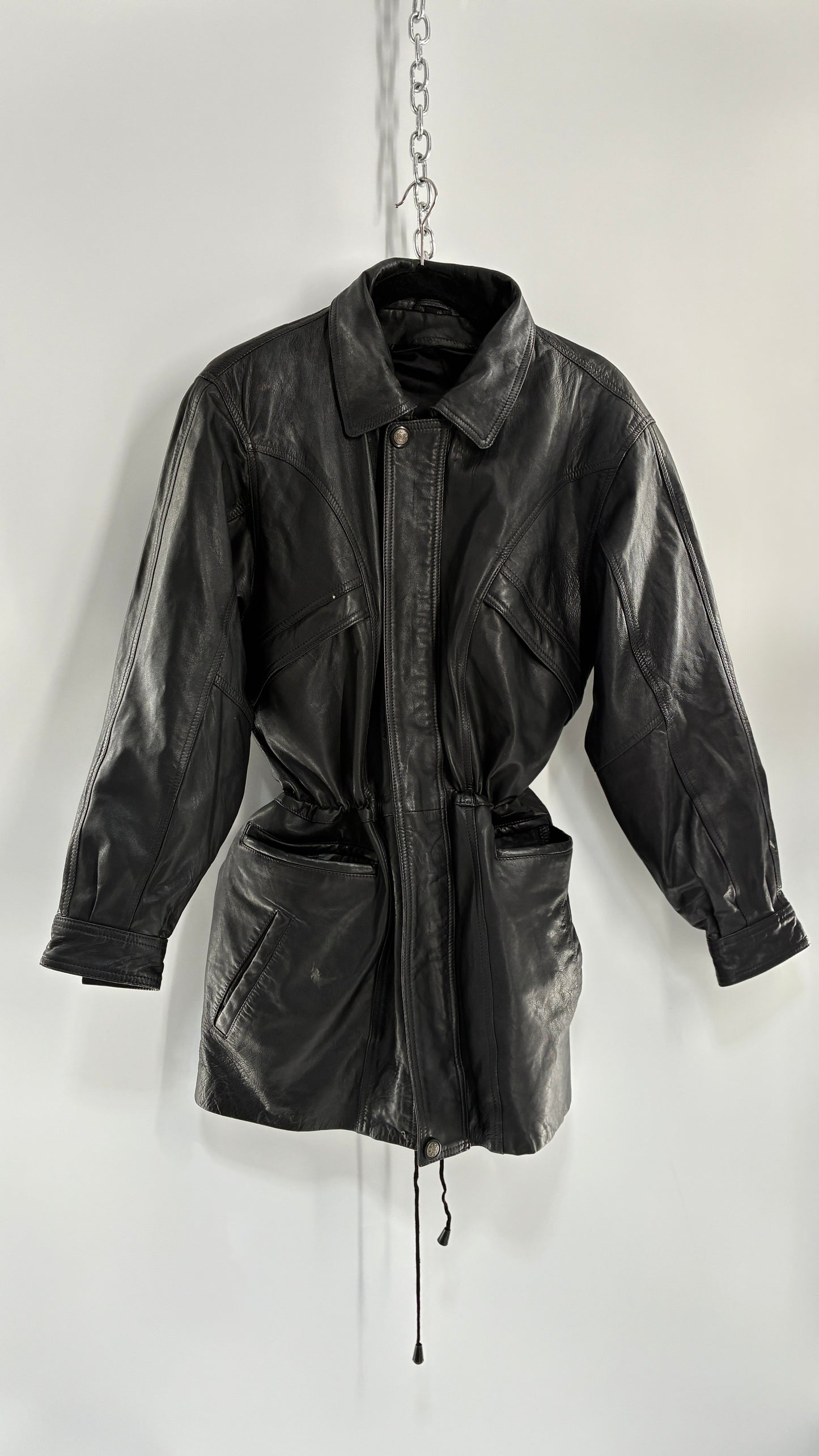 Vintage Black Leather Jacket with Waist Cinch and Double Pockets (S/M)