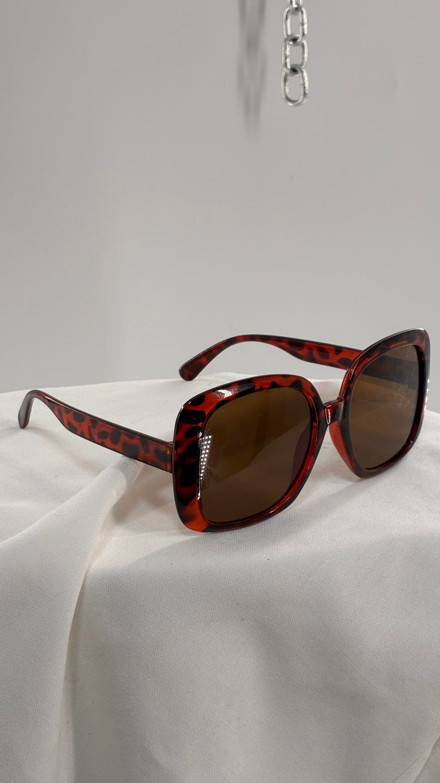 Vintage Oversized Turtle Shell Sunglasses