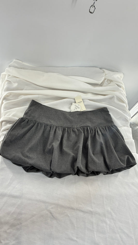 HOLLISTER Grey Bubble Hem Minu Skirt with Tags Attached  (Medium)