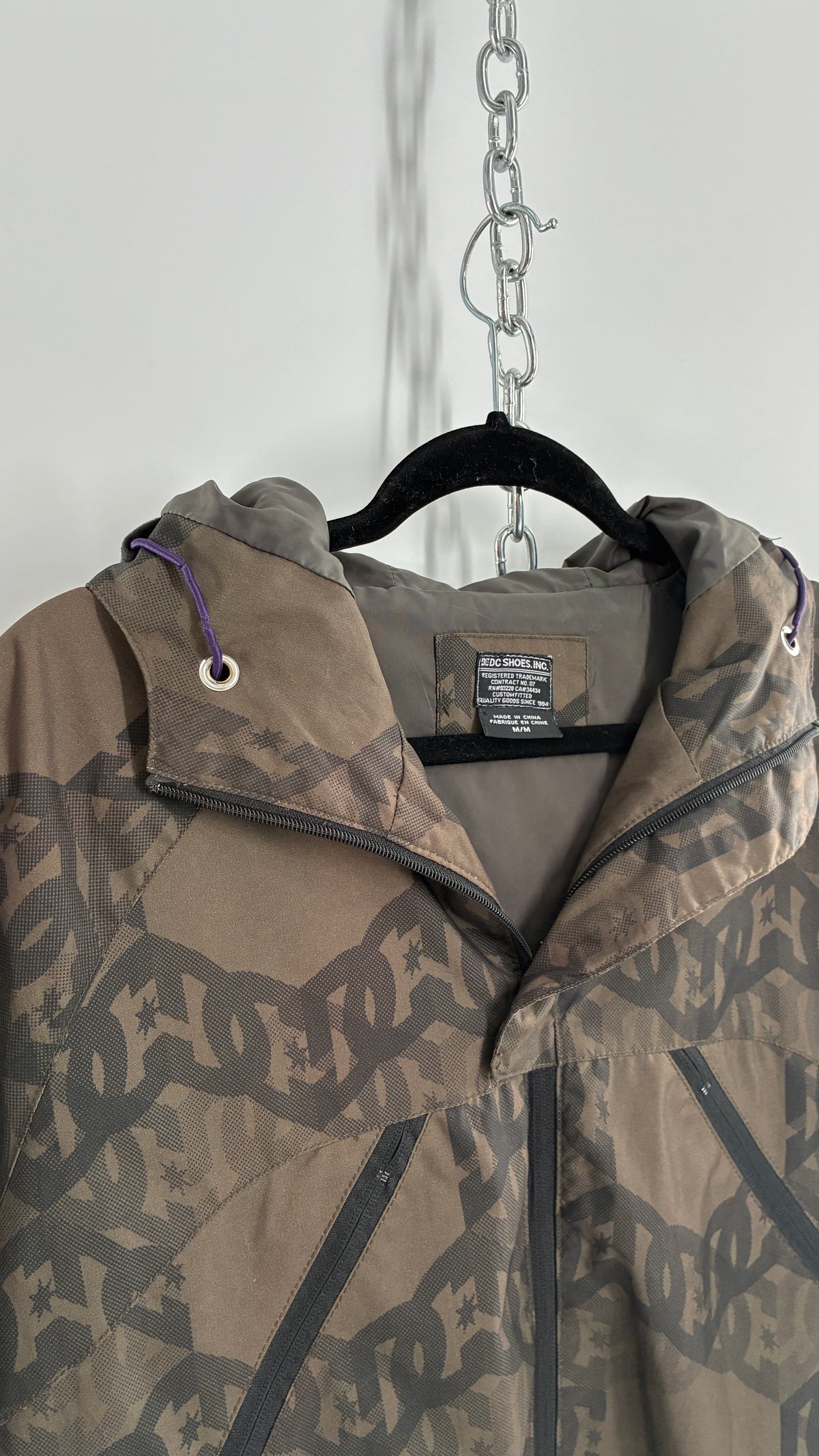 Vintage Men’s DC Olive All Over Logo Windbreaker (Medium)