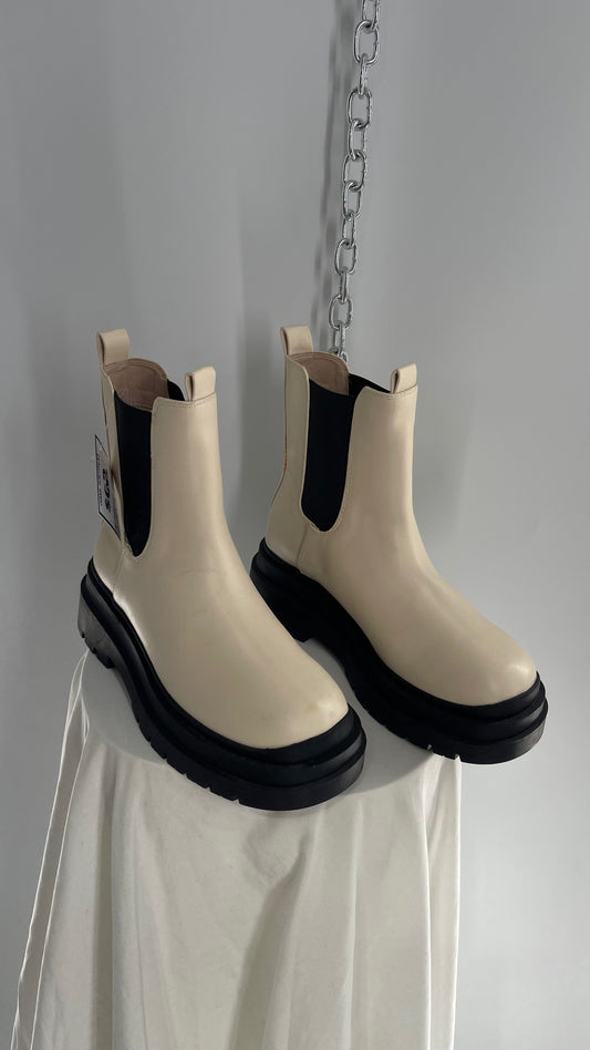 Urban Outfitters Off White Chelsea Boot (9)