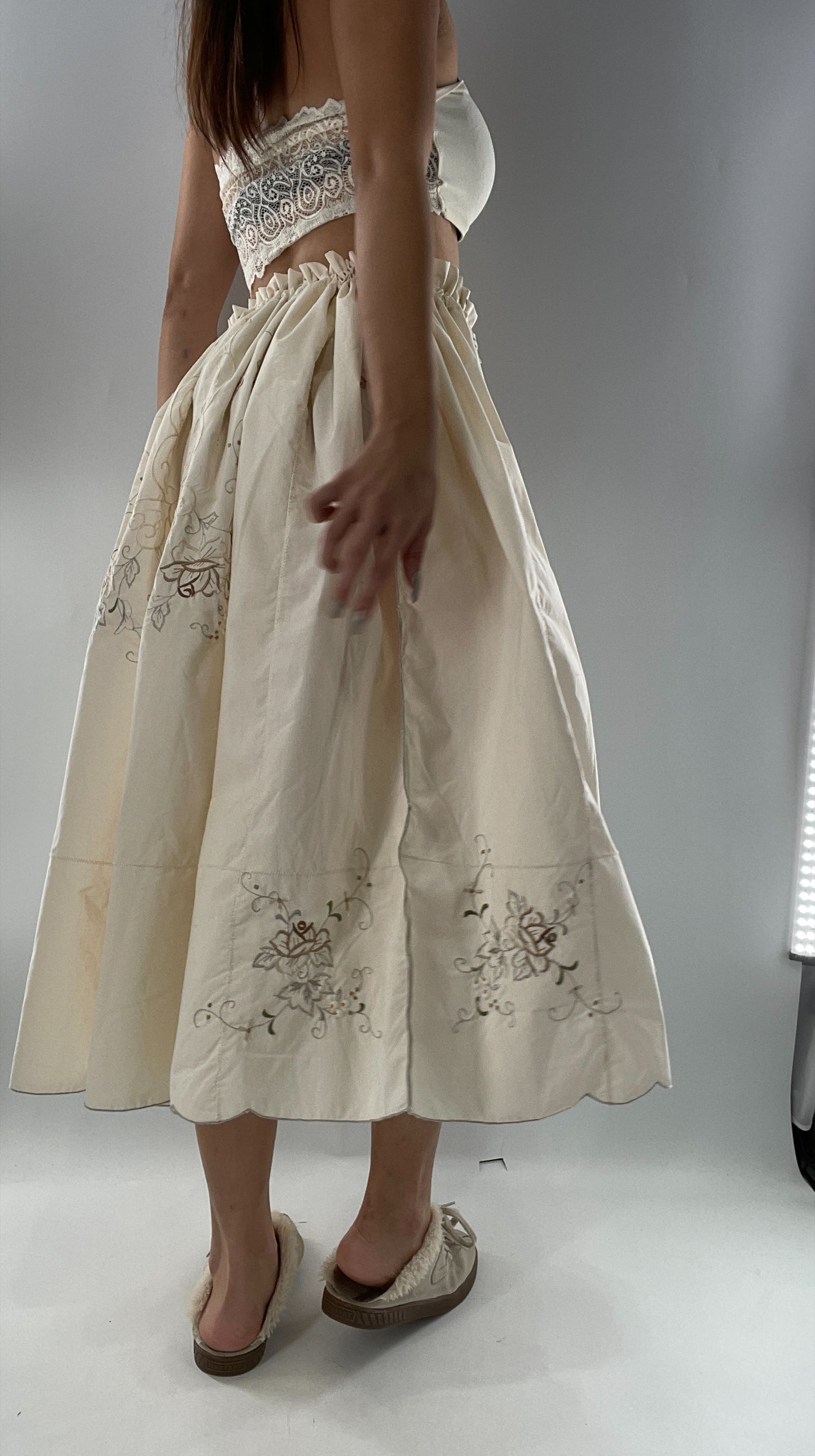 Custom Handmade Vintage Embroidered Off White Soirée Skirt (One Size)