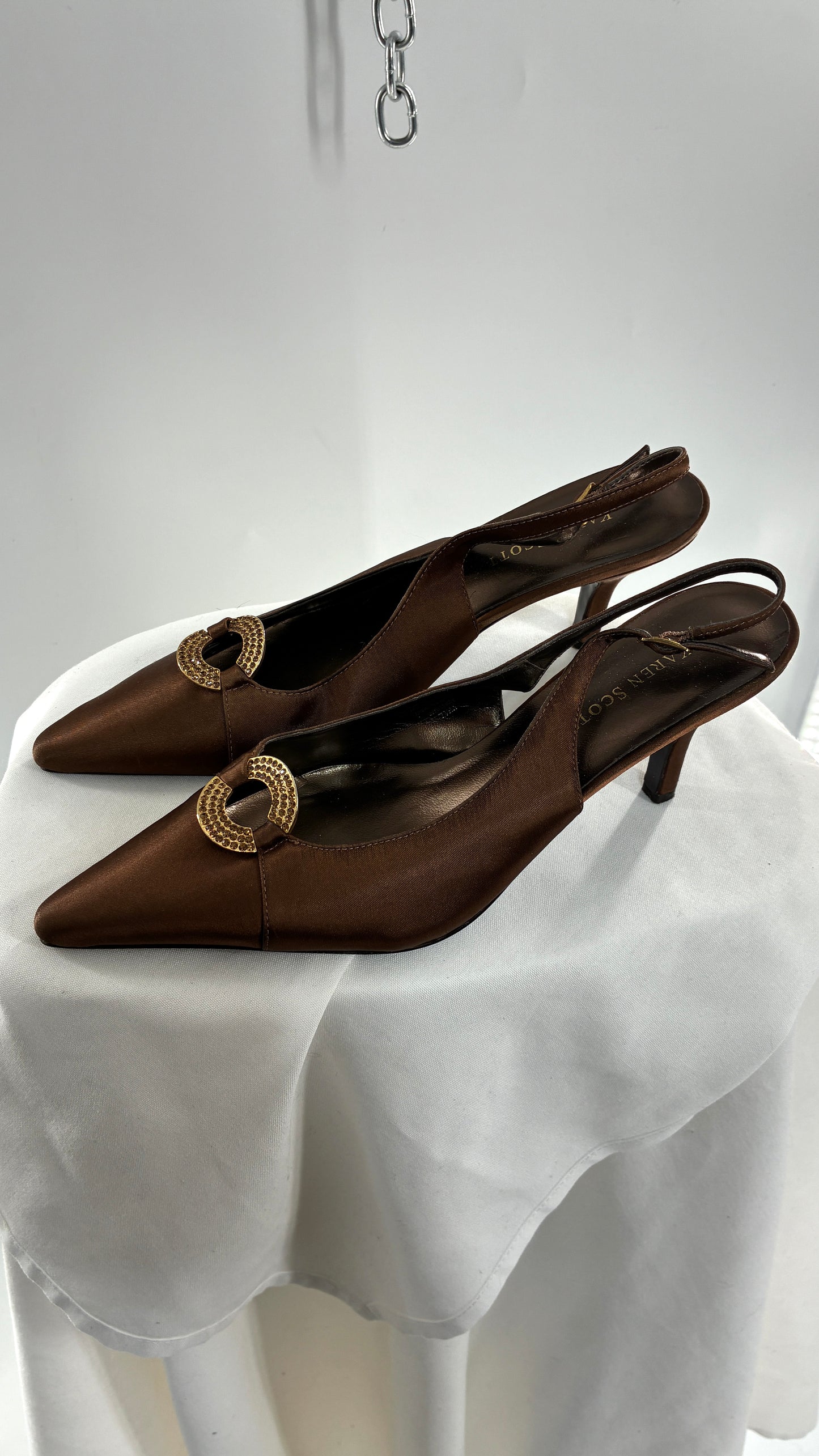 Vintage 1990s Karen Scott Satin Pointed Toe Kitten Heel (7.5)