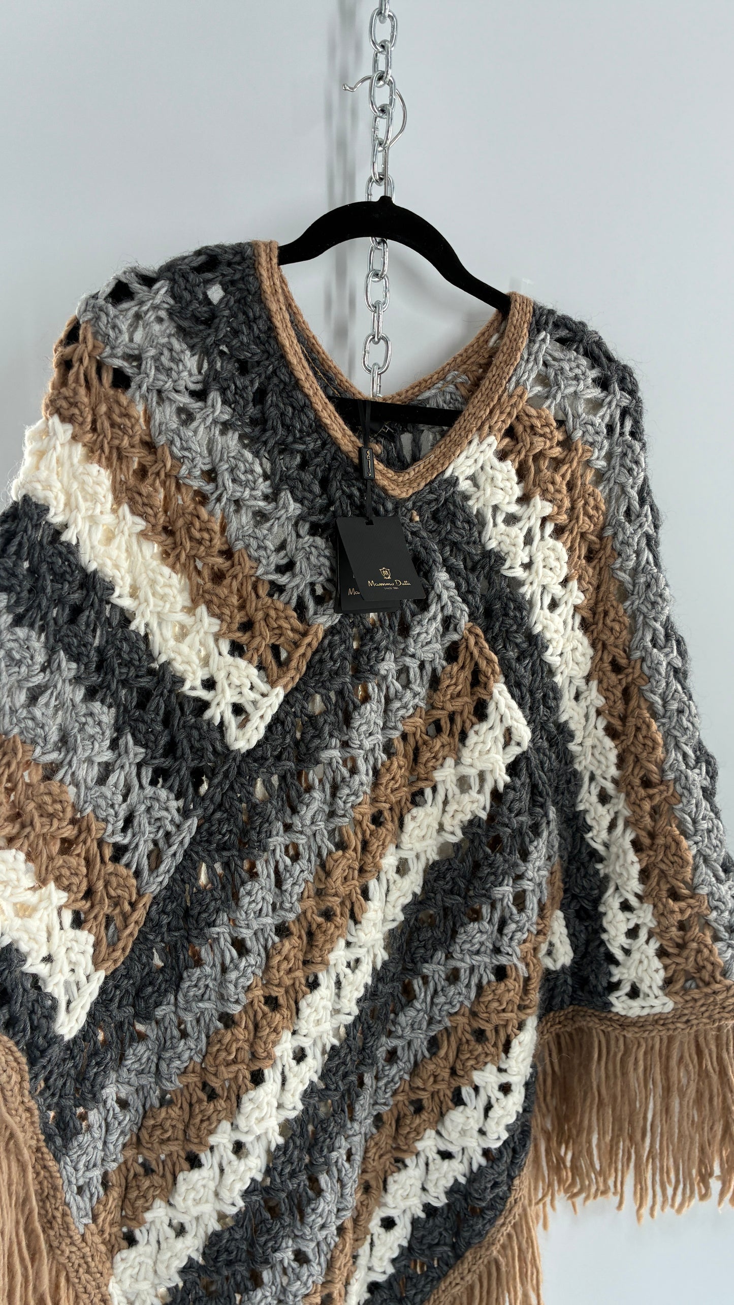 MASSIMO DUTTI Neutral Fringe-lined, Knit Poncho with Tags Attached (Small)