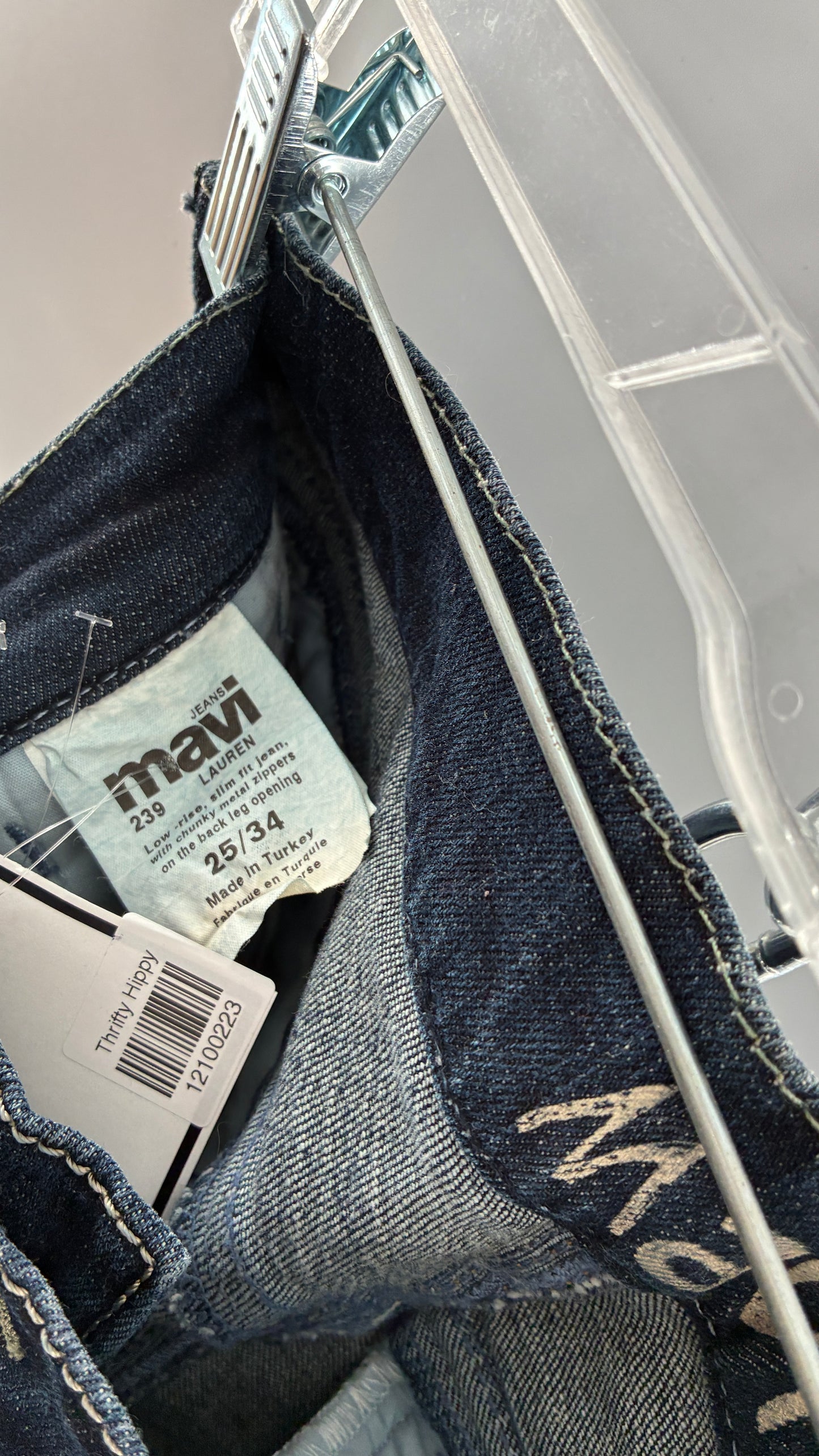 Vintage Mavi Low Rise Jeans with Zippered Bum and Ankle Details (25)